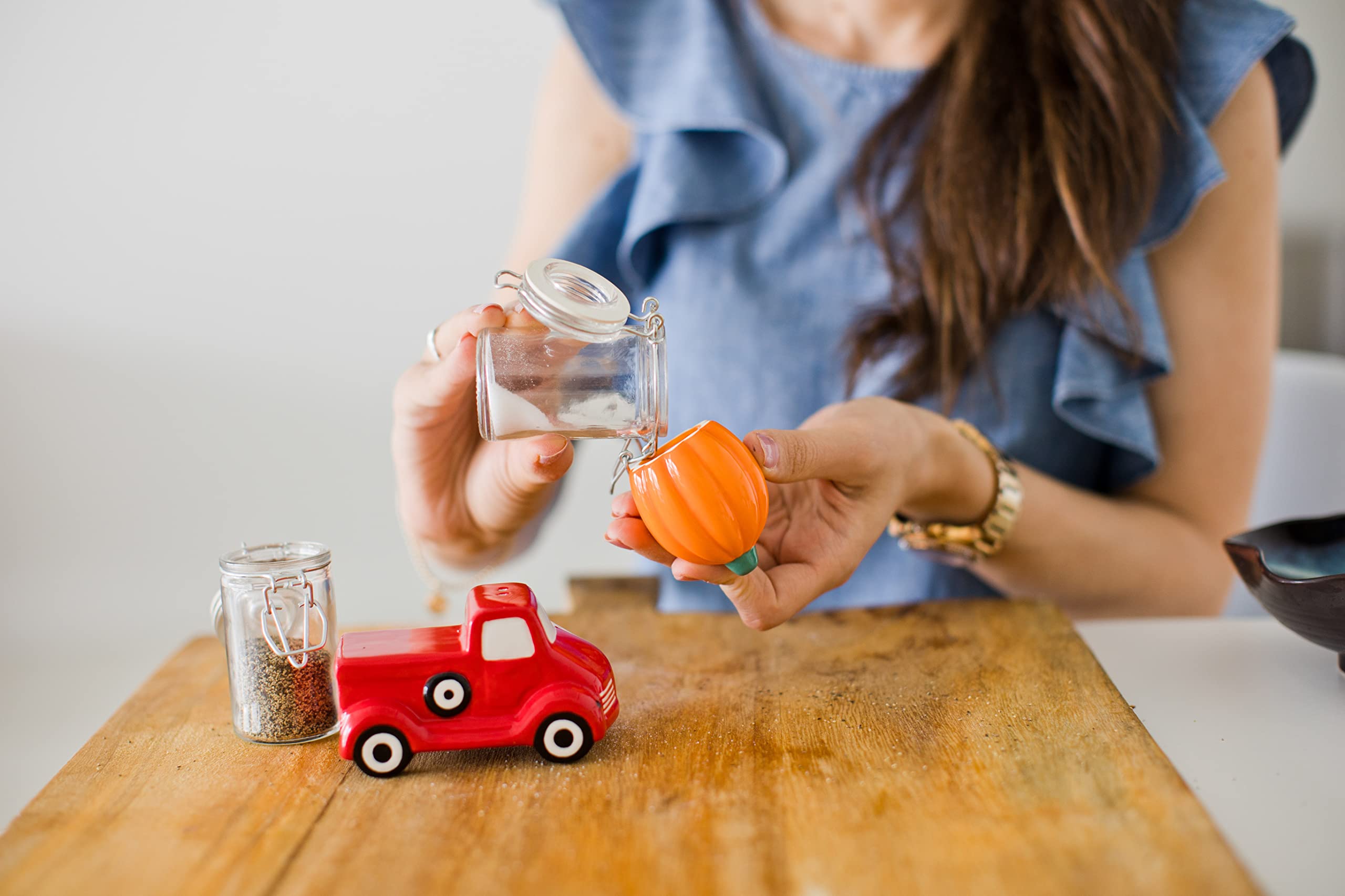 Pearhead Ceramic Pickup Truck And Pumpkin Salt & Pepper Shakers, Halloween and Thanksgiving D  cor For The Home and Kitchen, Fal