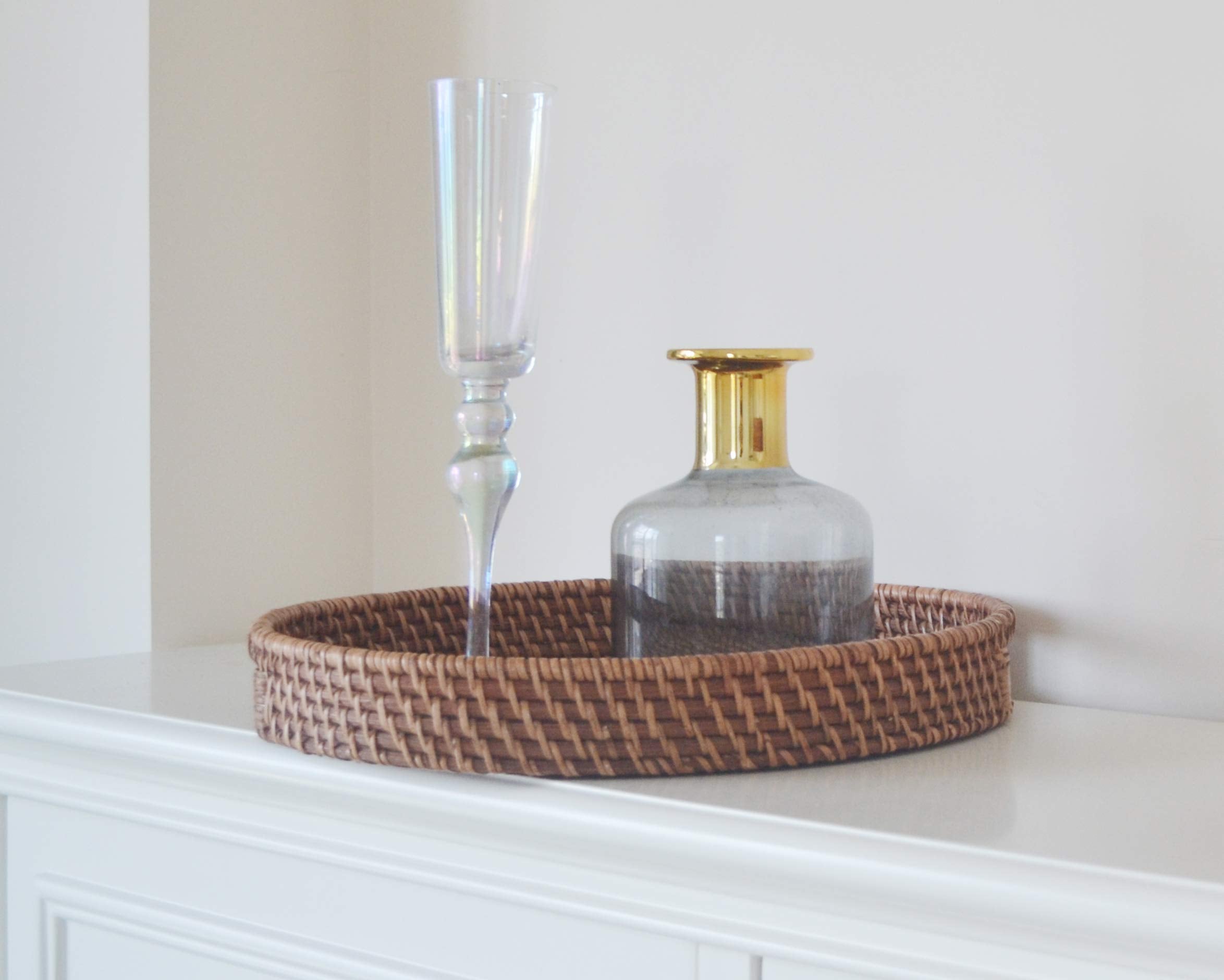 Round Rattan Woven Serving Tray With Handles Ottoman Tray For Breakfast, Drinks, Snacks For Coffee Table, Home Decorative (Honey