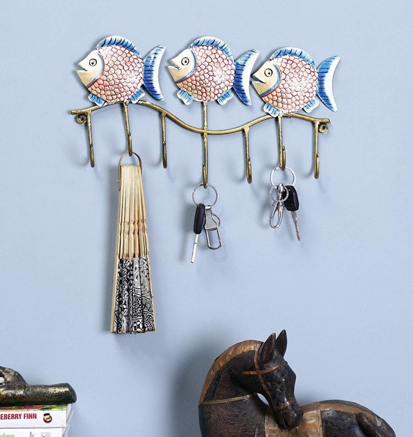 Satya Vipal Beautiful Design Beautifully Crafted Wall Mounted Key Holder Iron 3Fish Wall Hanger Hook Decor 7 Hooks for Coats Ba
