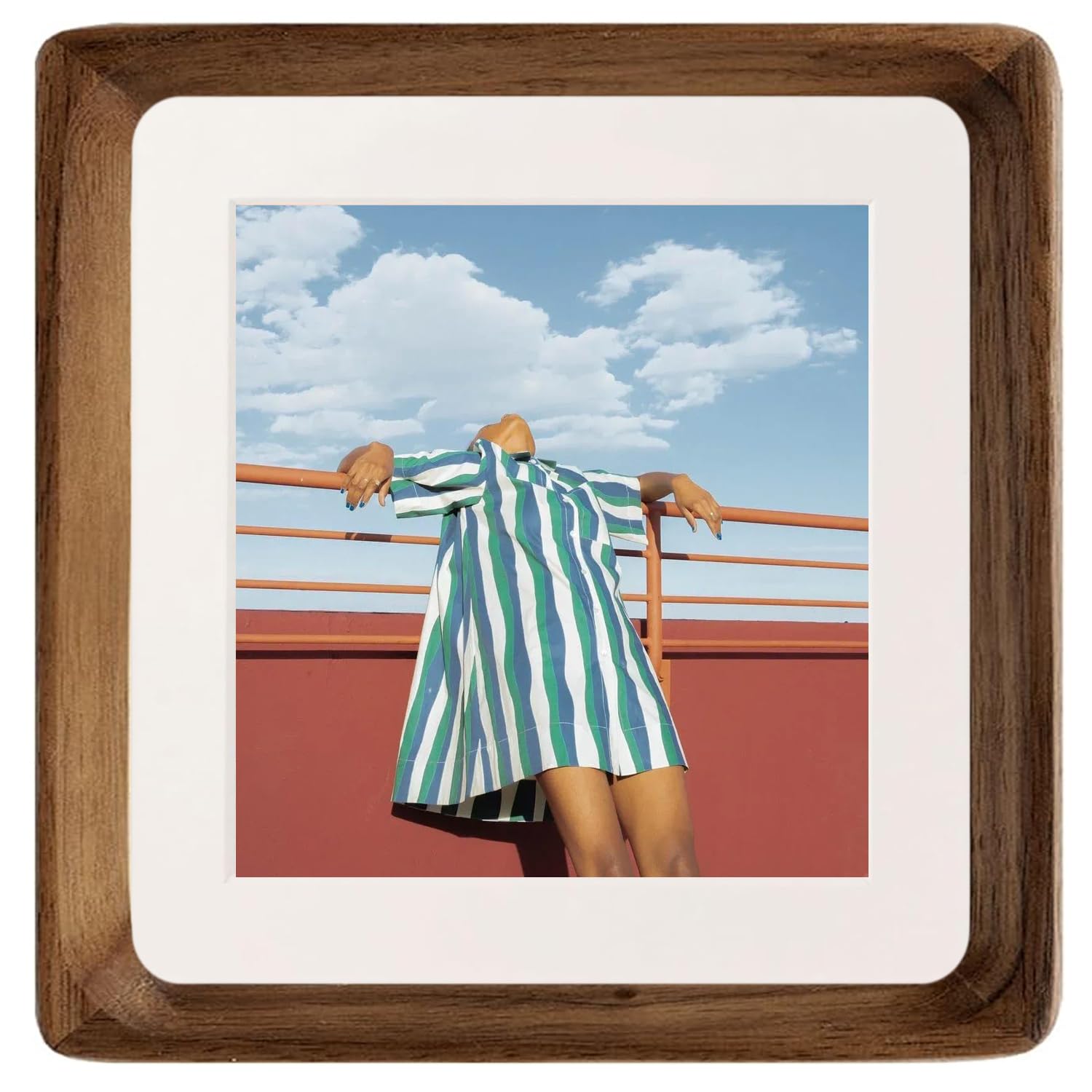 FLECHAZO 8x8 Picture Frames, Natural Walnut Wood 8x8 Frame with Mat for Pictures 6x6, Square Wall Gallery Photo Frame for Wall M