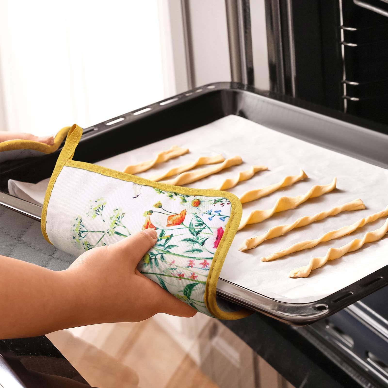 Bencailor 12 Pcs Pot Holders with Pocket Kitchen Hot Potholders Hot Pad Oven Mitts Cookie Bag Oven Gloves for Kitchen Gift Bakin