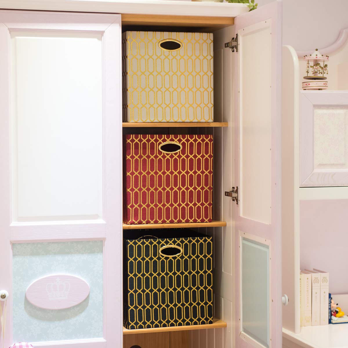 Posprica Storage Bins, Storage Cubes,13  13 Fabric Drawers Organizer Basket Boxes Containers (13  13  13/2Pcs, Cream/Gold Geomet