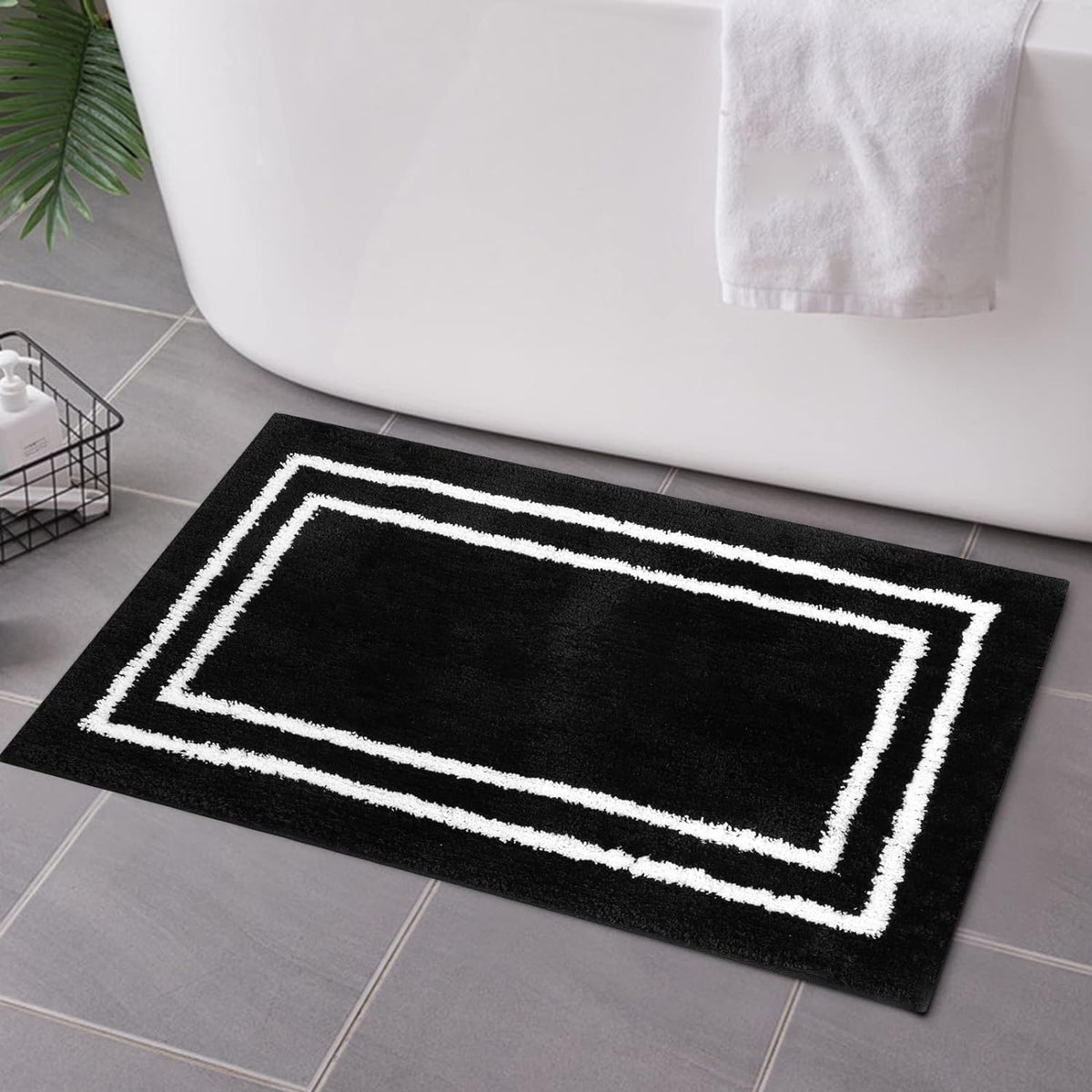 Uphome Bathroom Rugs Black Non-Slip Bath Mat Soft And Water Absorbent Bath Rug Machine Washable Fluffy Microfiber Floor Mats For