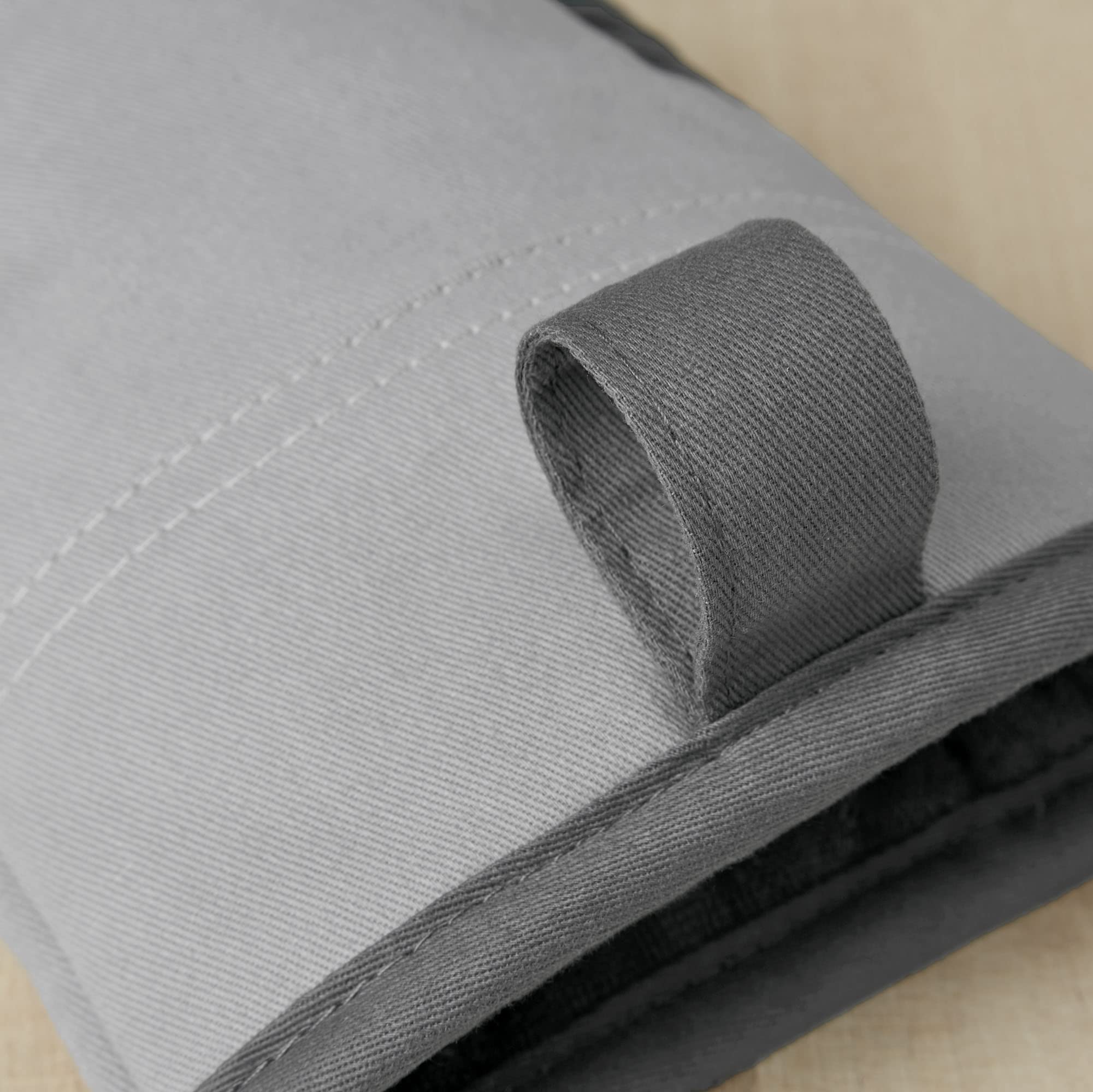 Kitchenaid Beacon Two-Tone Non-Slip Oven Mitt Set, Cool Grey/Frost Grey, 5.75''X13'', 2 Piece