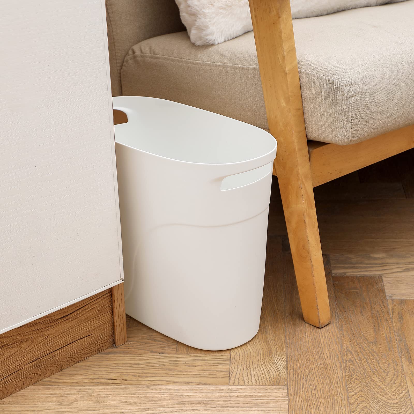 Jiatua Plastic Small Trash Can Slim Waste Basket With Handles 3.2 Gallon Narrow Garbage Container Bin For Bathroom, Bedroom, Kit
