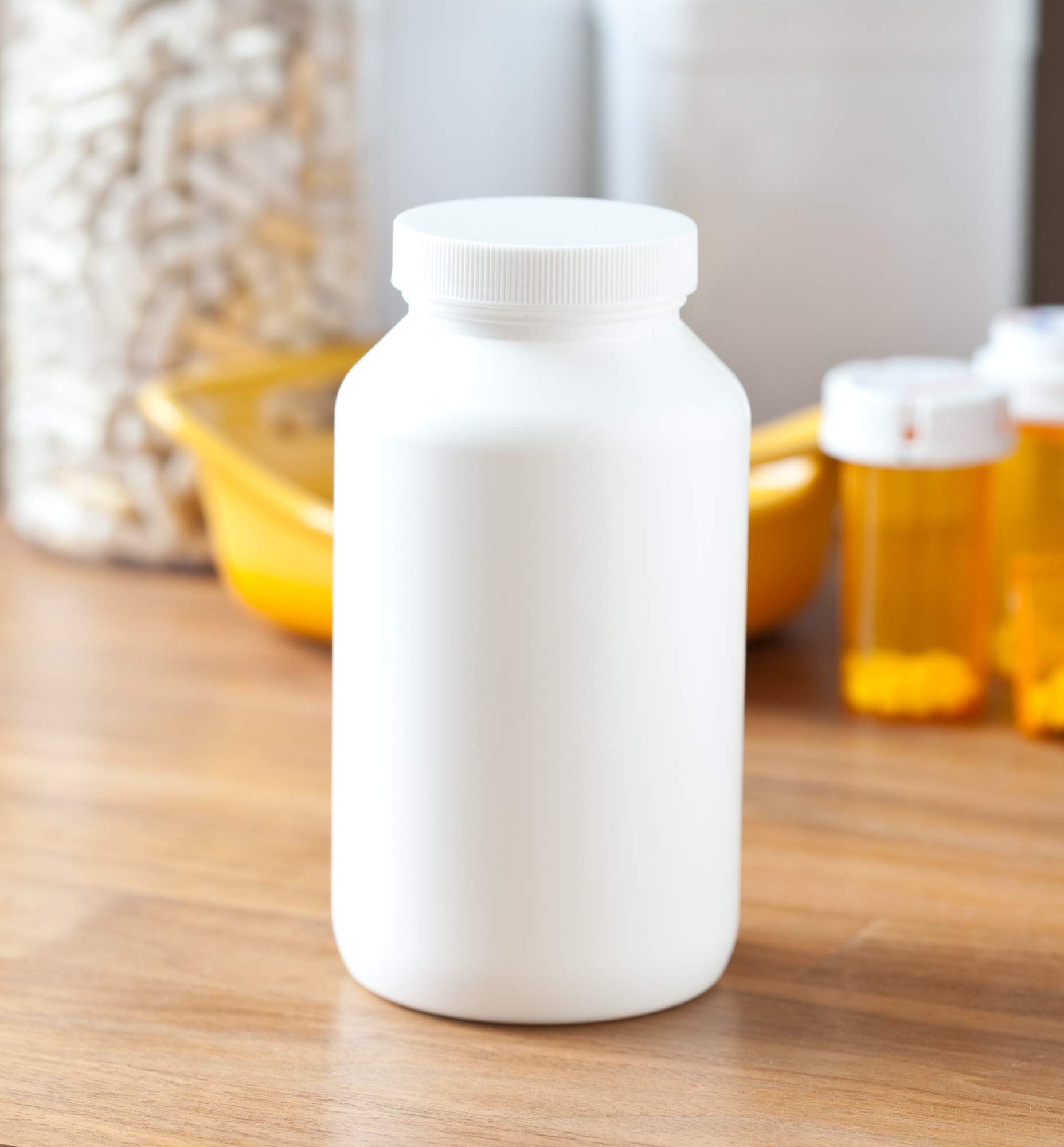 Juvitus 17 Oz White Plastic Hdpe Packer Bottle With White Ribbed Lid (3 Pack)