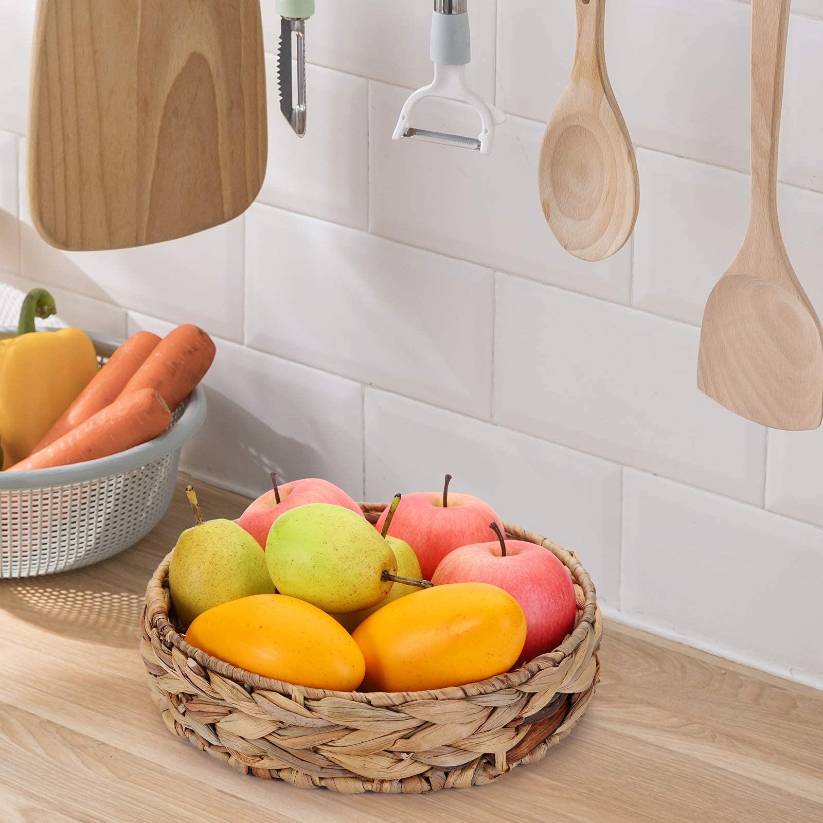 Cedilis Set Of 3 Grass Round Fruit Tray, Hand Woven Decorative Storage Basket Tray For Decor Home Kitchen, 11.8'', 10'', 7.8''