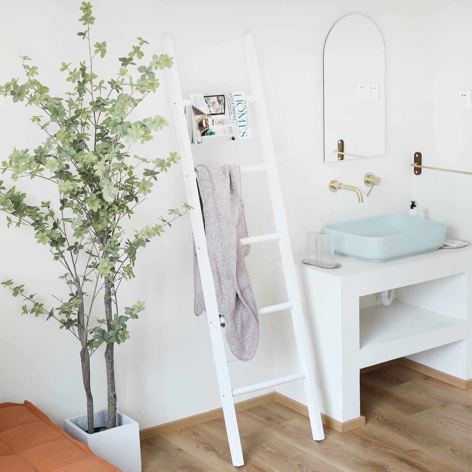 Fuin 6Ft Wooden White Blanket Ladder Living Room Decorative Wall Leaning Farmhouse Quilt Display Holder Rustic Wood Towel Rack F