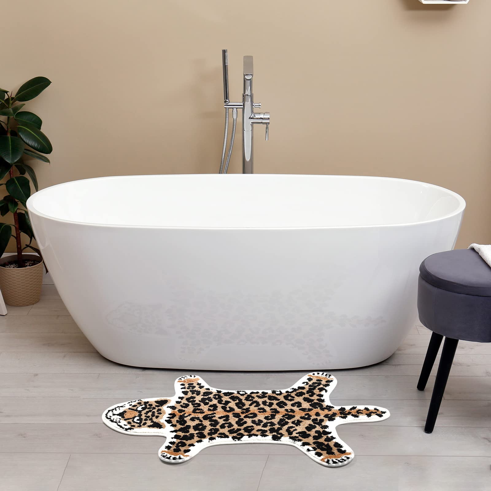 Seek4Comfortable Leopard Bathroom Rug, Cute Animals Bath Mats For Bathroom Cartoon Cheetah Shaped Door Mat Non Slip Absorbent Ba