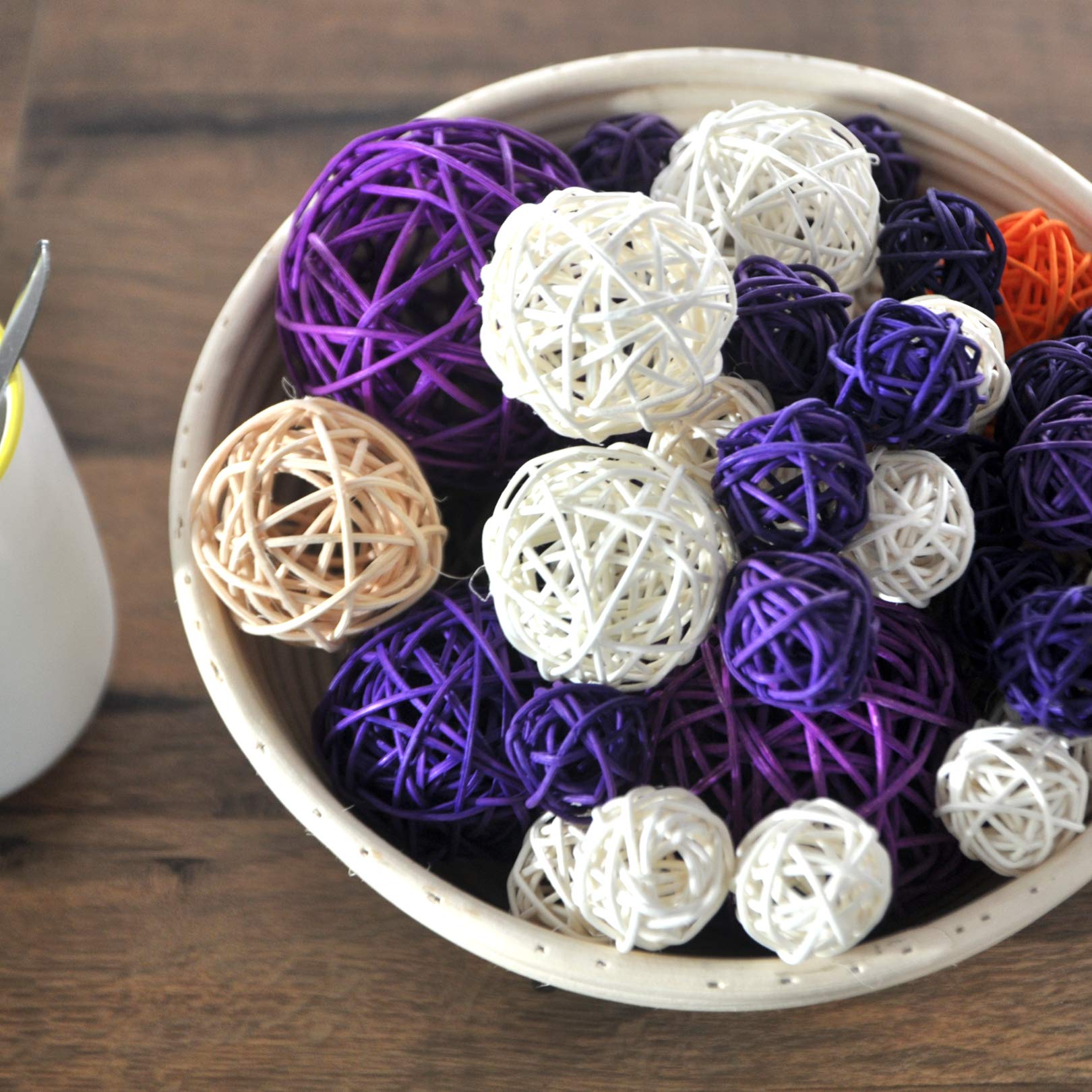 Set of 10 pcs Wicker Rattan Balls Table Wedding Party Christmas Decoration (Diameter 1.6 Inch, White)