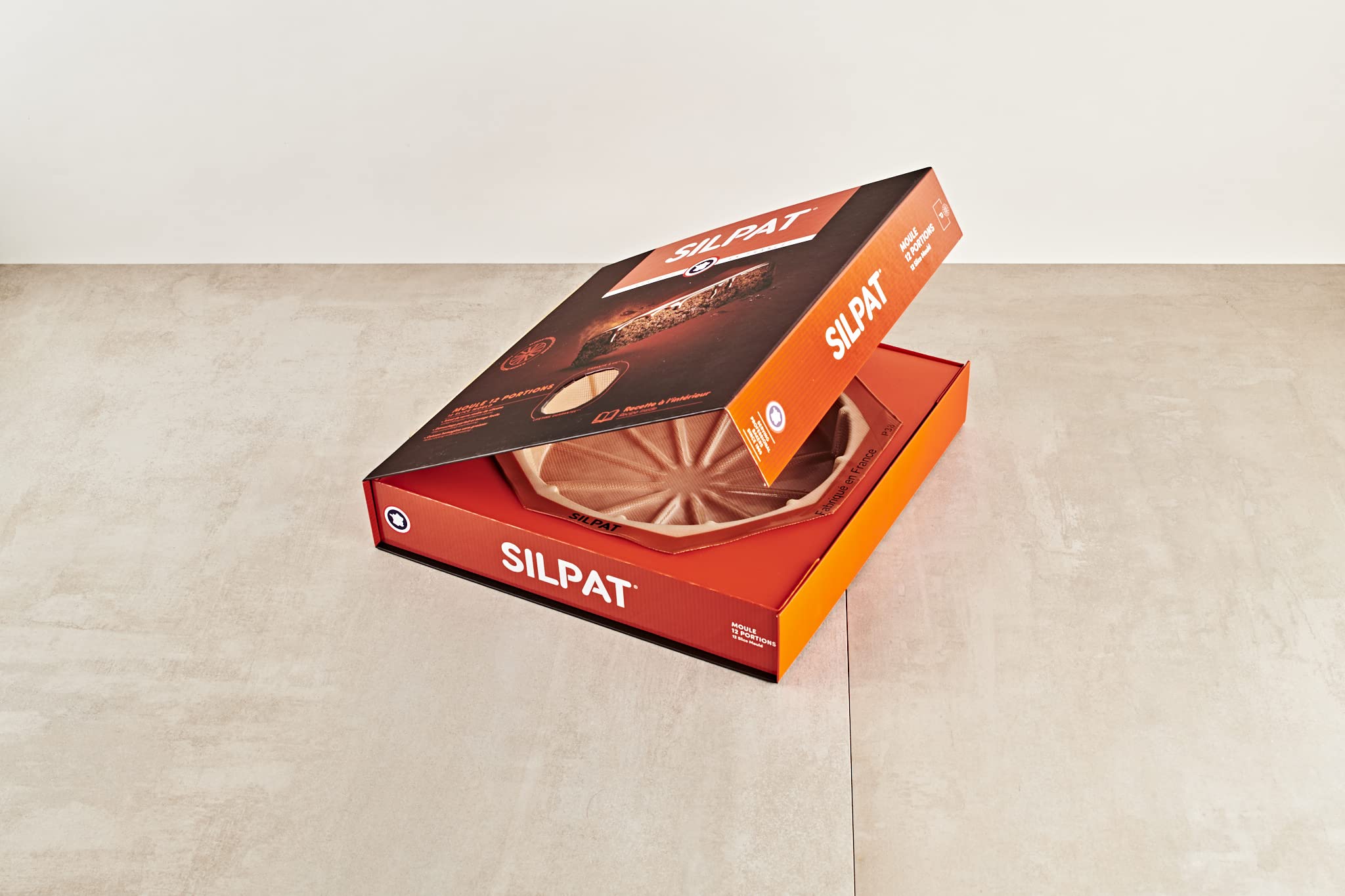 Silpat The Original Round Cake Mold - 12 Portions