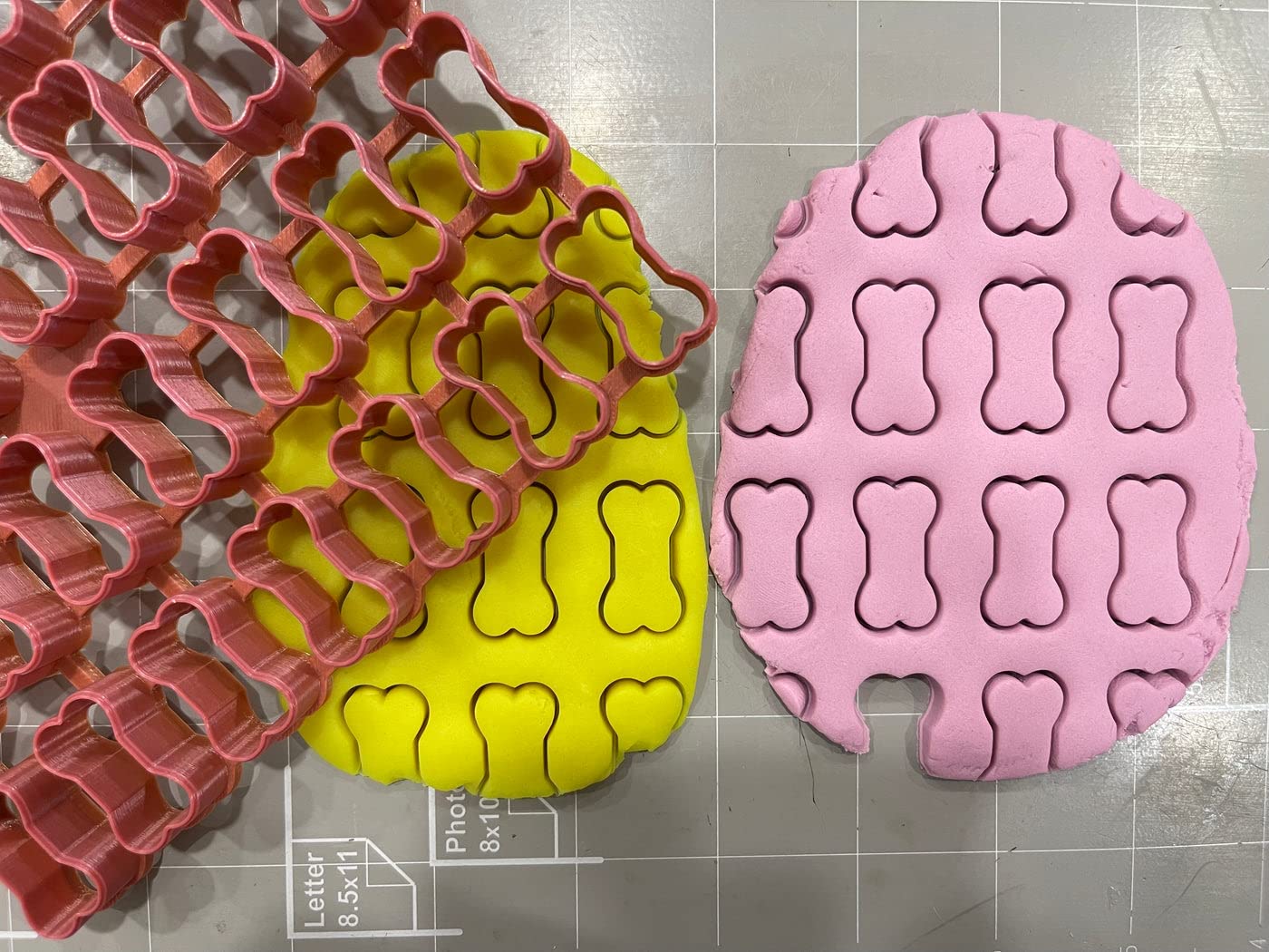 Dog Bone Multicutter (1'' X 28 Bones)