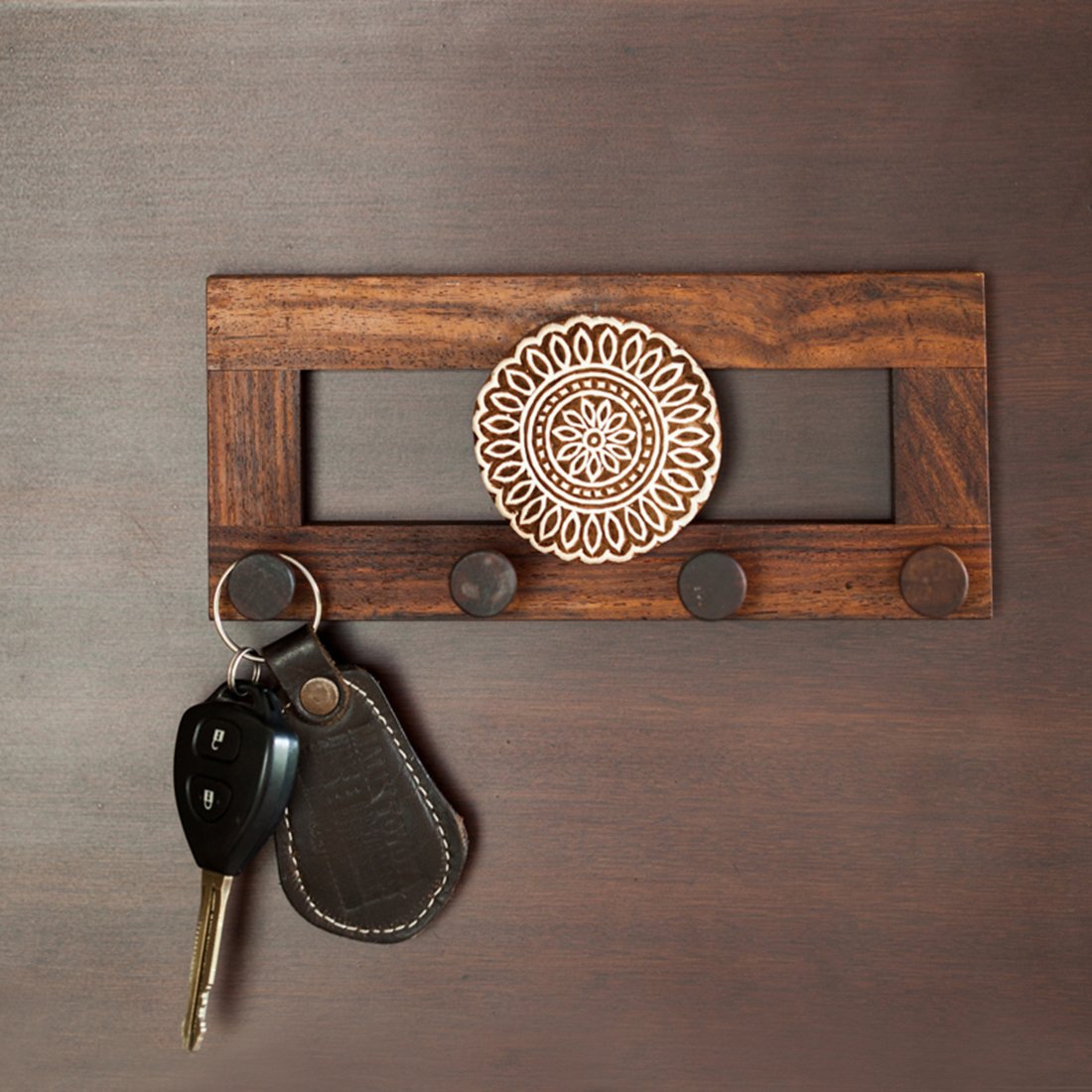 ExclusiveLane Floral Sheesham Wooden Key Holder for Home Dcor Stylish (4 Hooks, HandCrafted, Brown)| Key Hangers for Wall Key