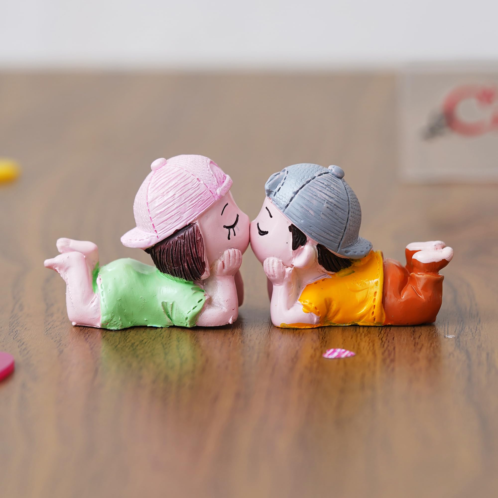 Ecraftindia Valentine Gift For Girlfriend Boyfriend Cute Kissing Couple Statue Decorative Showpiece Kiss Day Valentines Day Gift