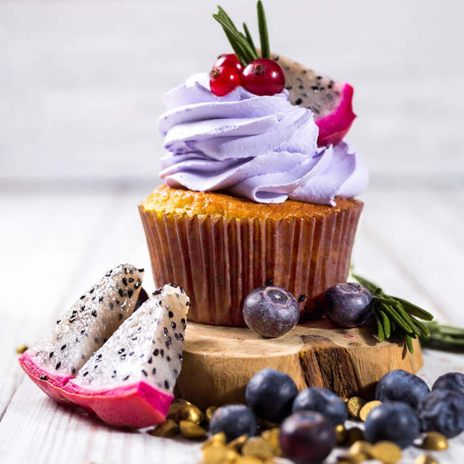 Caperci Standard Natural Cupcake Liners 500 Count  No Smell  Food Grade & Grease-Proof Baking Cups Paper