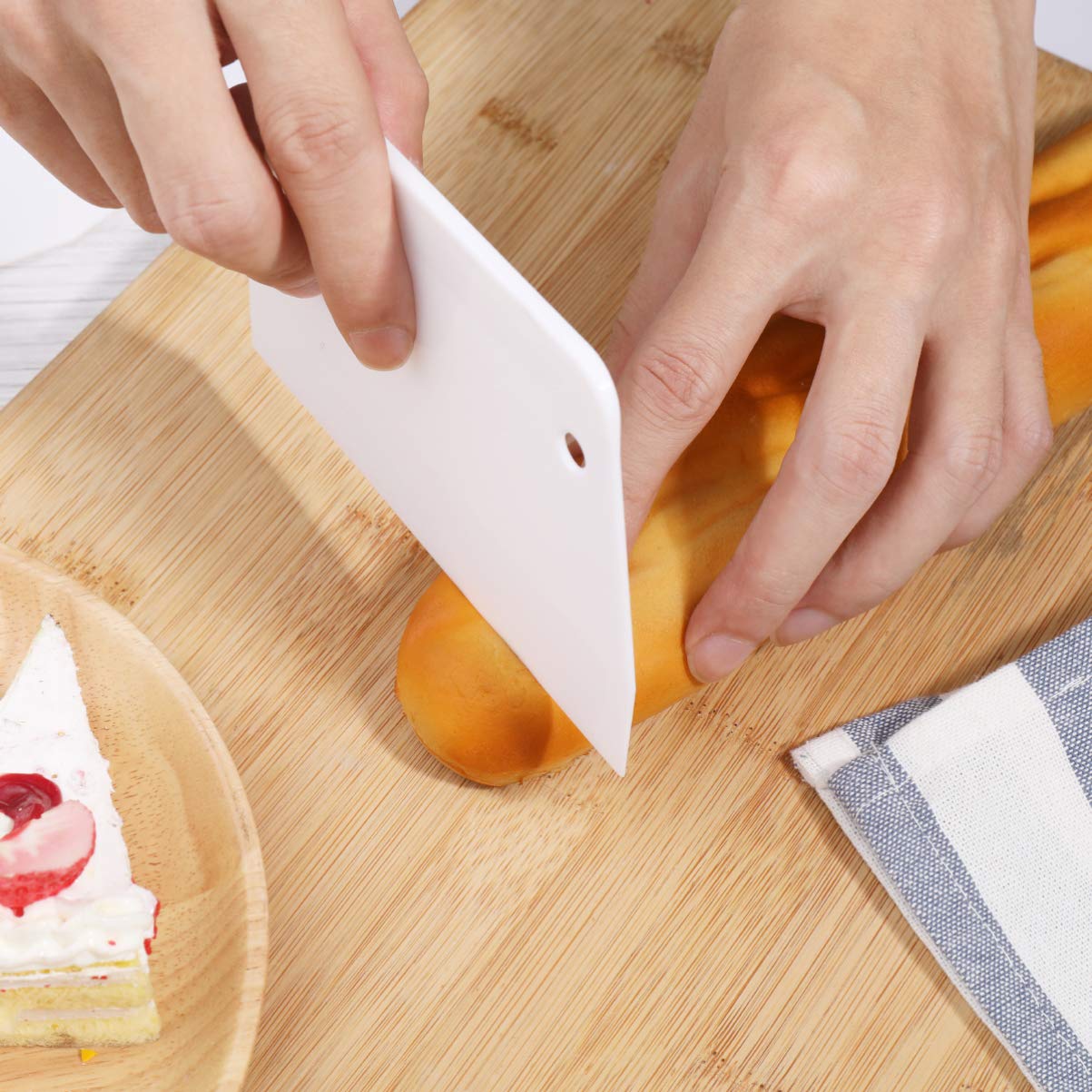 Hemoton 3Pcs Silicone Cake Scraper Set Cake Scraper Cake Smoother Icing Scraper Decorating Comb Icing Smoother Cake Smoother Scr