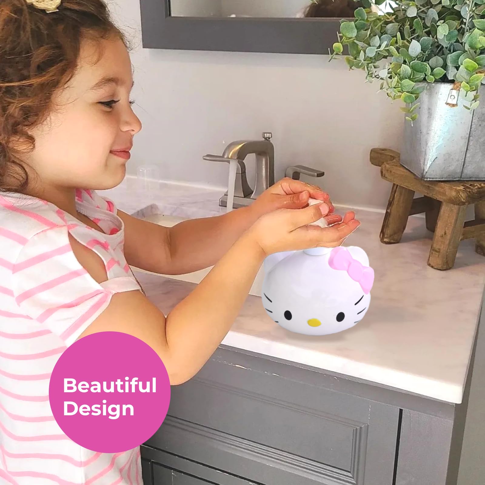 Handycute Hello Kitty Soap Dispenser, Great For Shampoo, Detergent, And Disinfectants