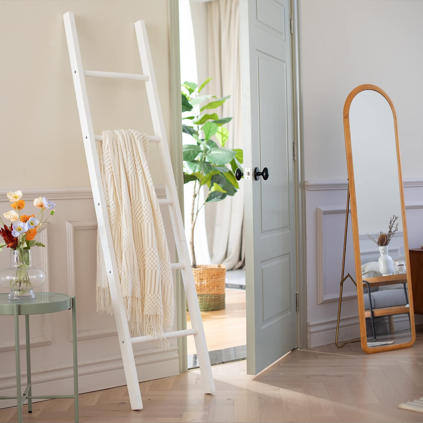 Fuin 6Ft Wooden White Blanket Ladder Living Room Decorative Wall Leaning Farmhouse Quilt Display Holder Rustic Wood Towel Rack F