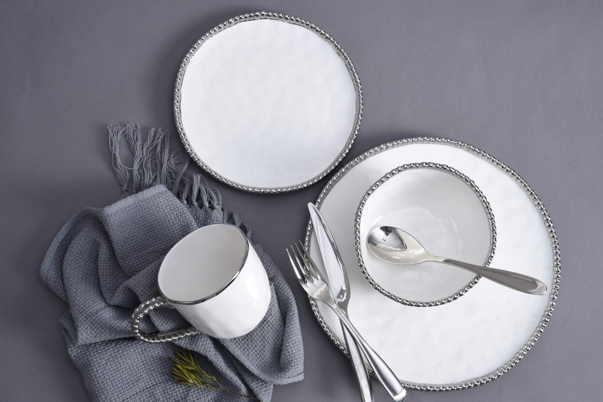 Pampa Bay Porcelain Round Dinner Plate White With Silver Trim (1)