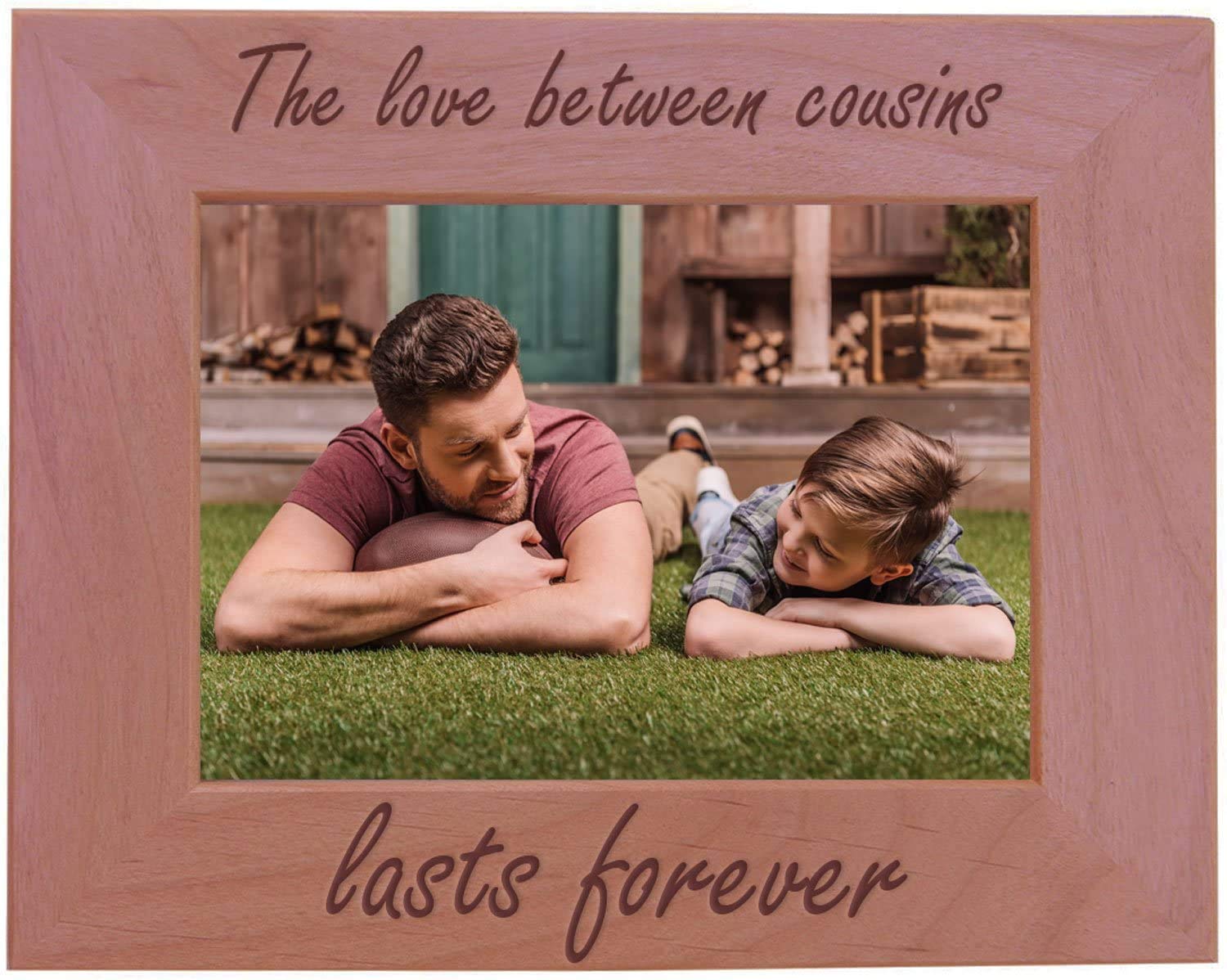 The Love Between Cousins Lasts Forever - Engraved Natural Alder Wood Tabletop/Hanging Photo Picture Frame (5x7-inch Horizontal)