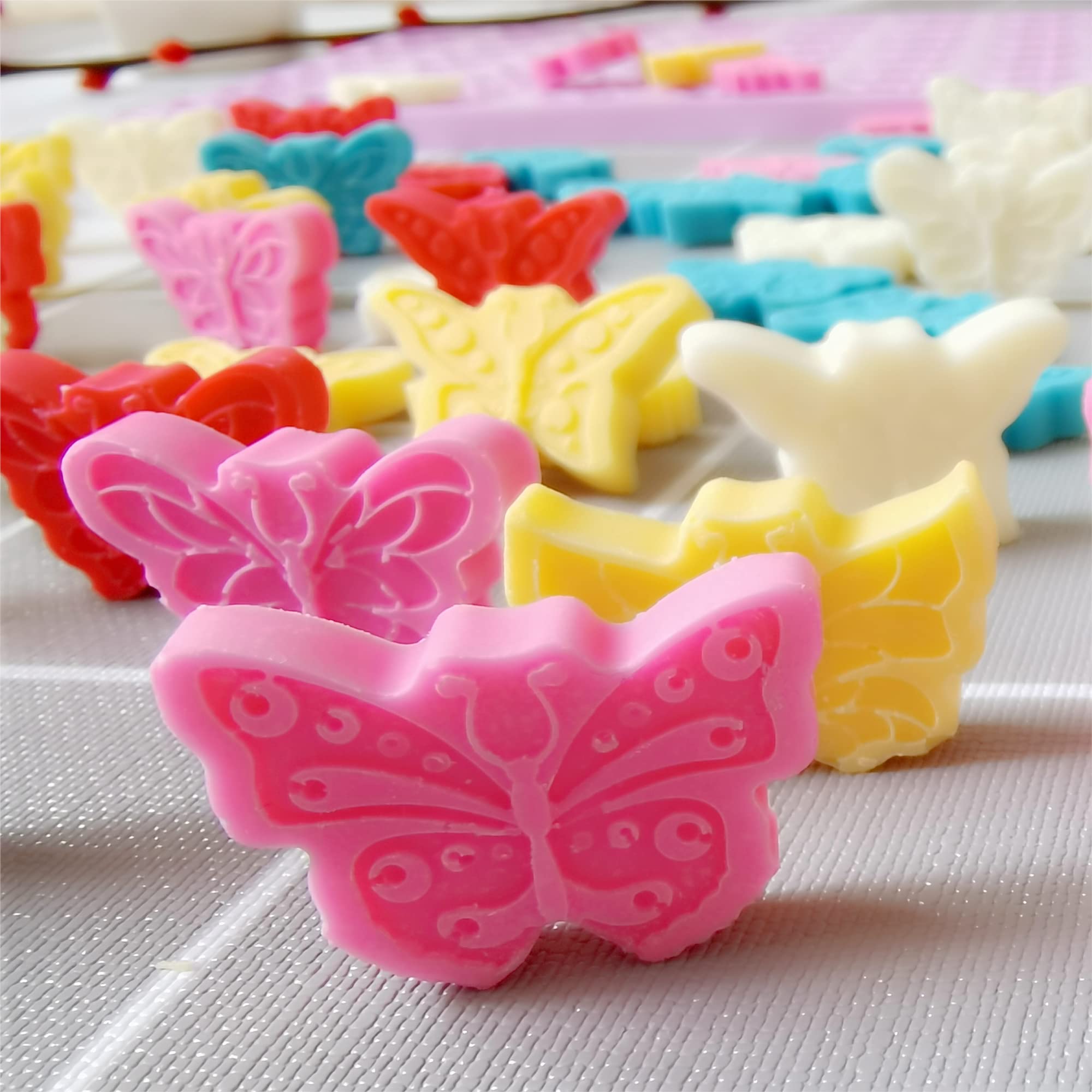 Sofliym Butterfly Molds Silicone For Chocolate Candy Gummy, Small Wax Melt Molds Butterfly Baking Molds Ice Cube Tray With Scrap