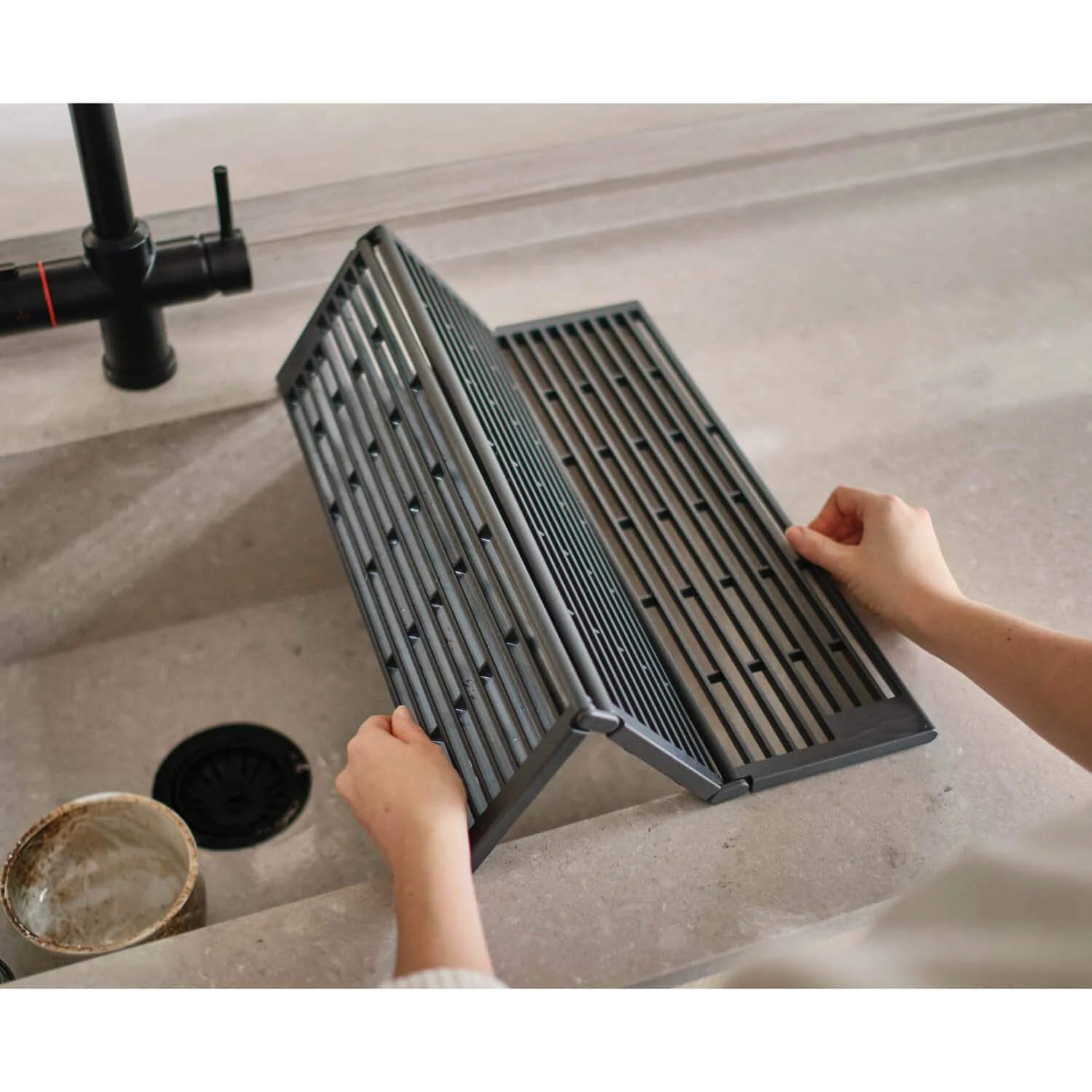 Gion Folding Sink Dish Rack  Compact Over Sink Drying Mat With Heat Resistant, RollUp Design, Easy To Clean & NonSlip  Ideal