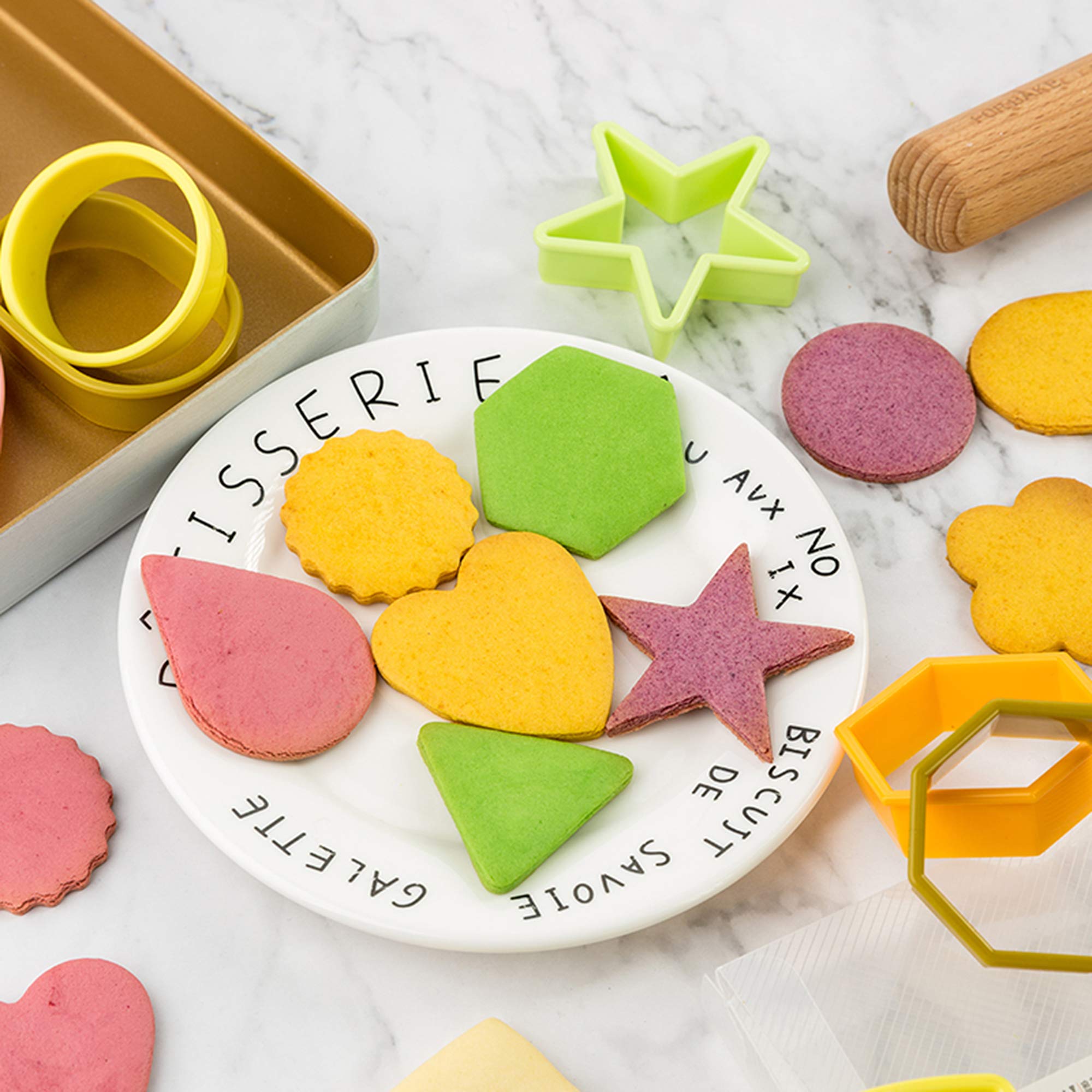 12Pcs Color Plastic Cookie Cutters Heart Star Triangle For Vegetable Fruit Cutters
