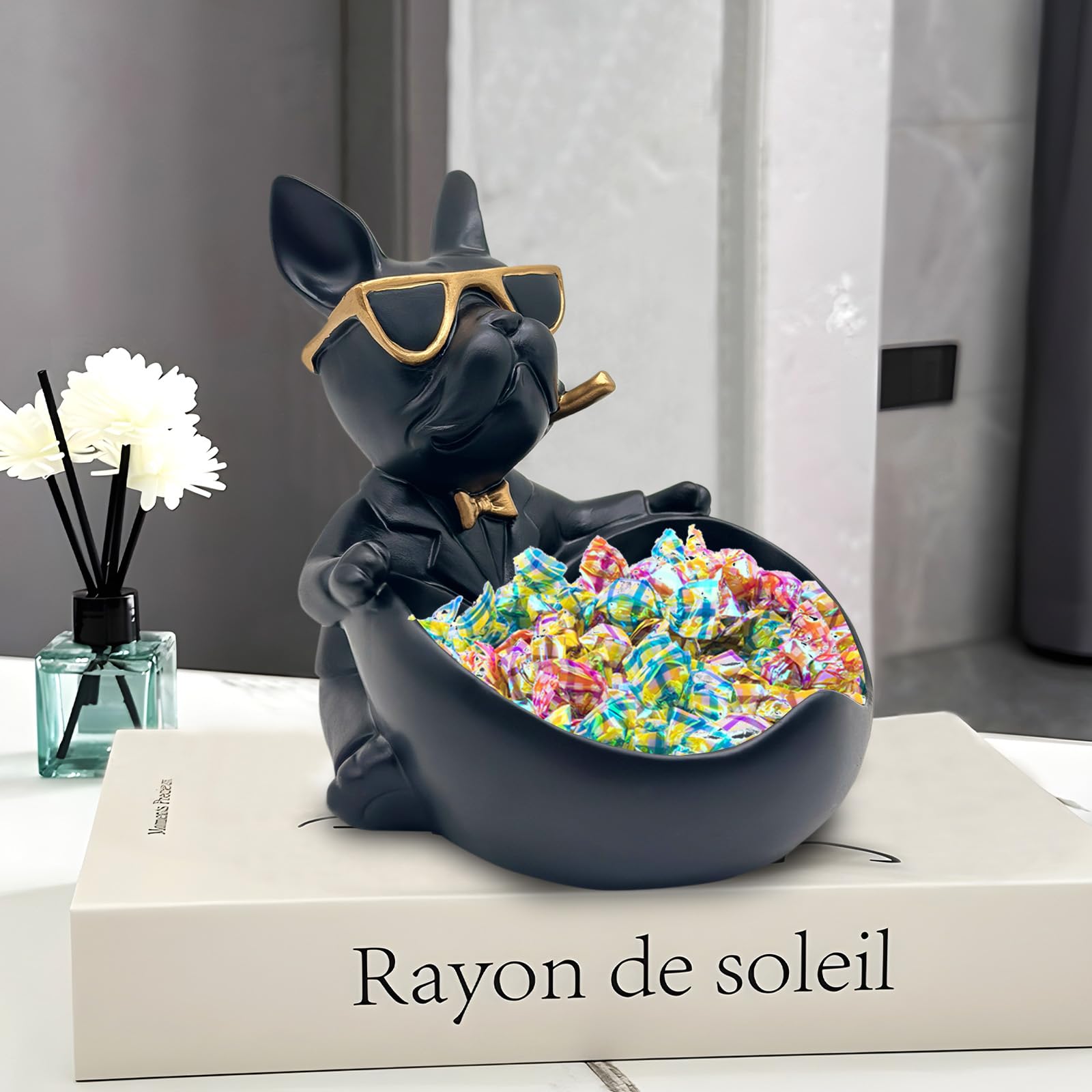 Bulldog Lovers Candy Bowl Decor,Heart-shaped Key Holder Bowl Candy Dish, Bulldog Accessories, Resin Bulldog Statue for Office De