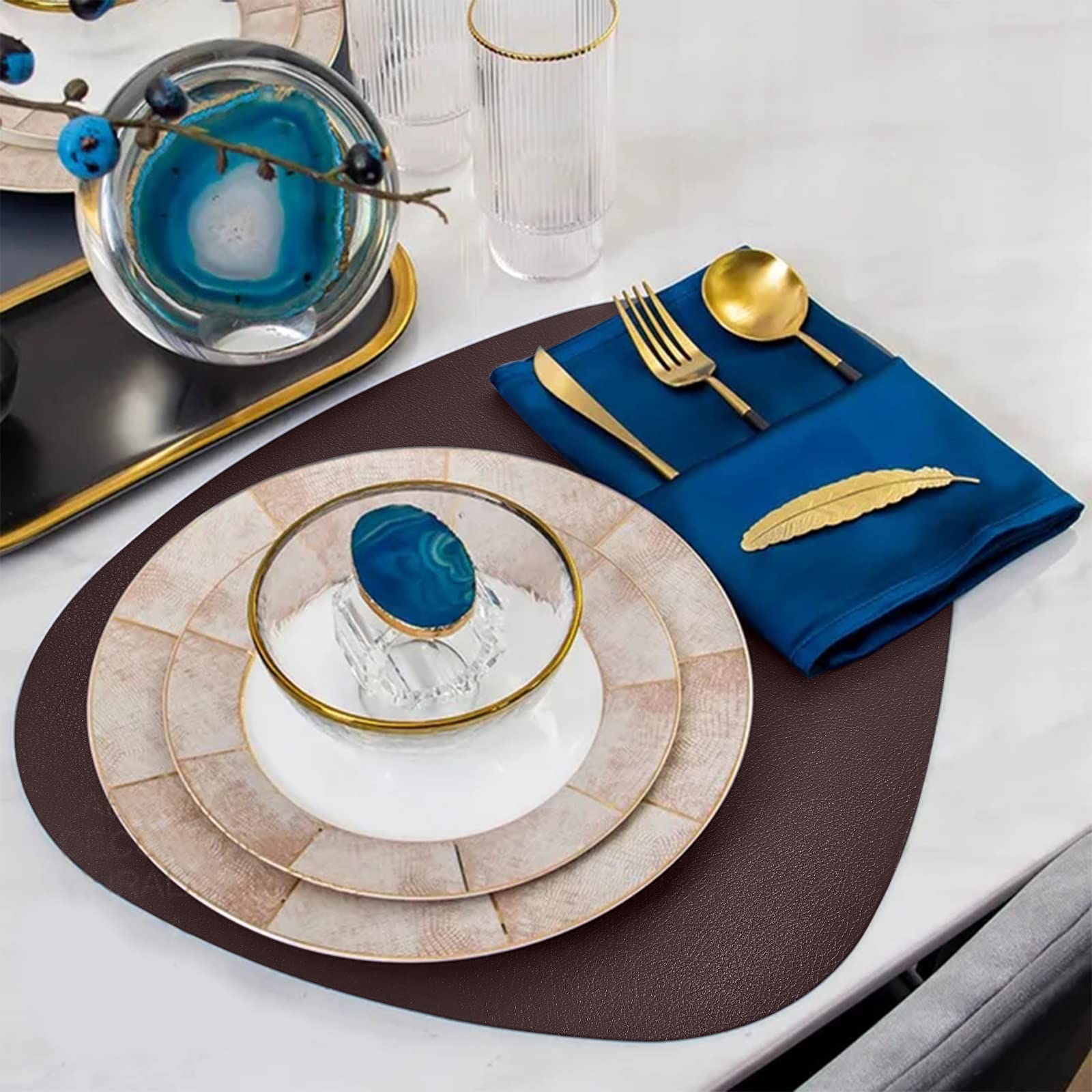 Herda Brown Placemats Set Of 6 Round Faux Leather Non-Slip Place Mats Wipeable Washable Placemats Heat Resist Placemats For Roun