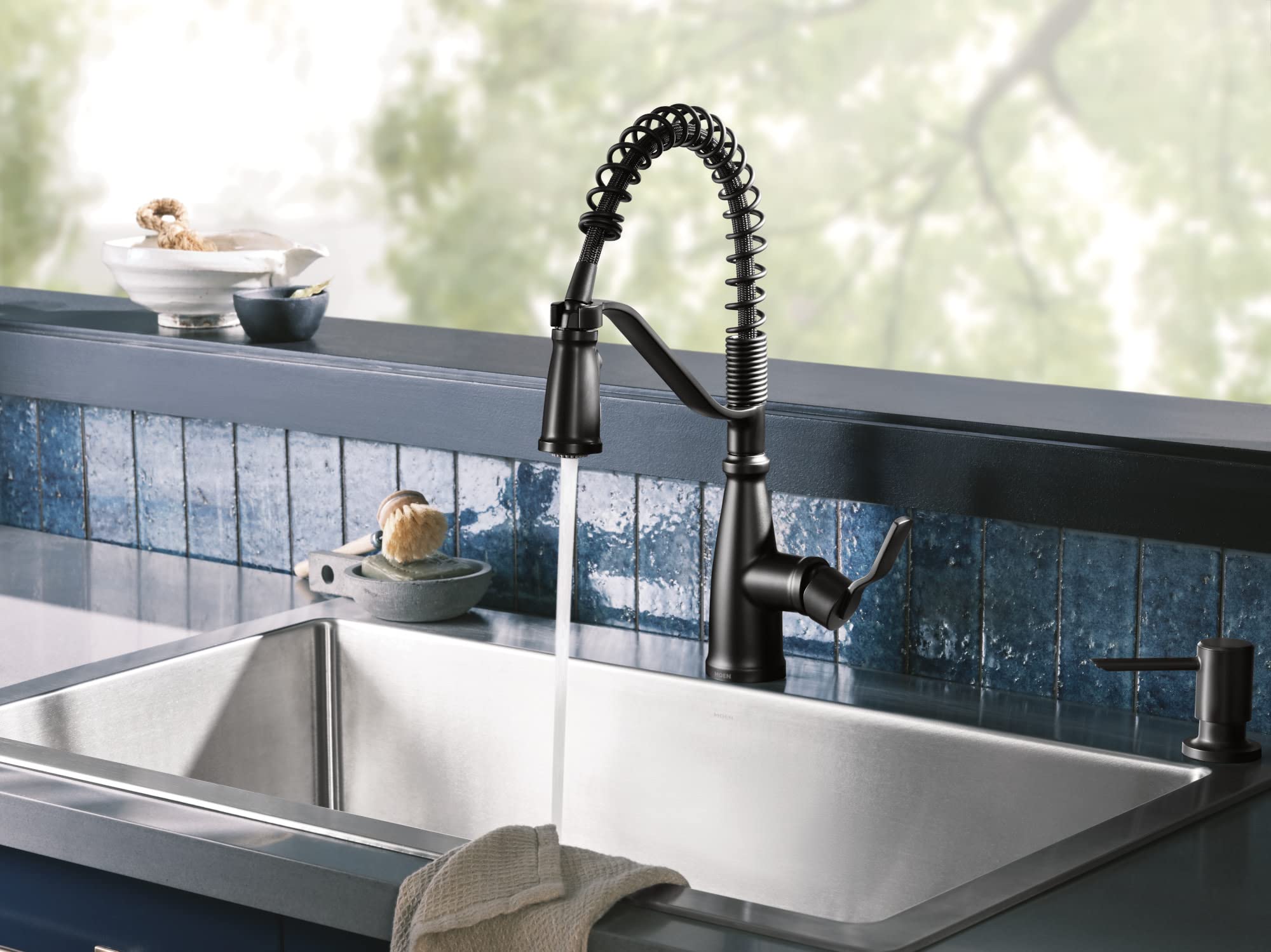 Moen Nolia Matte Black One-Handle Pre-Rinse Spring Kitchen Faucet With Pull Down Sprayer, Single Hole Kitchen Sink Faucet With S