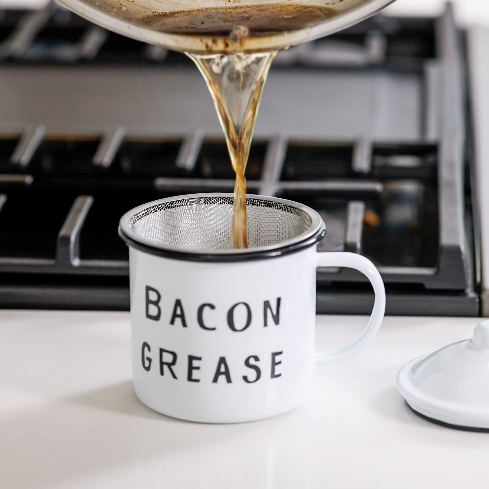 Bacon Grease Saver With Strainer - Rustic Mid-Century Modern Farmhouse Design, White Enamel On Metal, 4 Inch X 4 Inch Vintage En