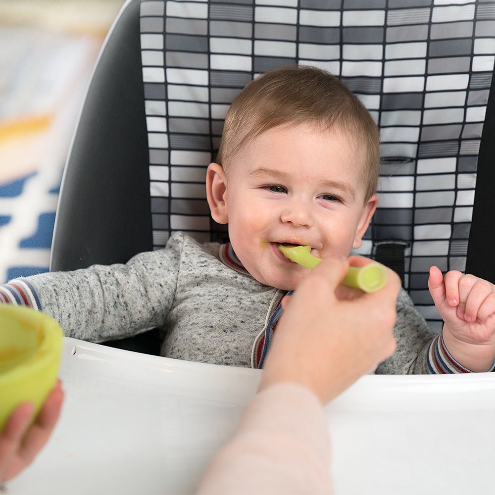 Olababy 3 Piece Parent Led and Baby Led Weaning First Feeding Set  Includes Training Spoon  Feeding Spoon and Steambowl
