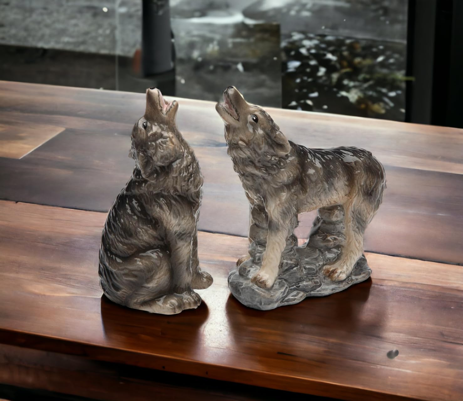 Cosmos Gifts Pair Of Wolves Salt And Pepper Set, 4-Inch
