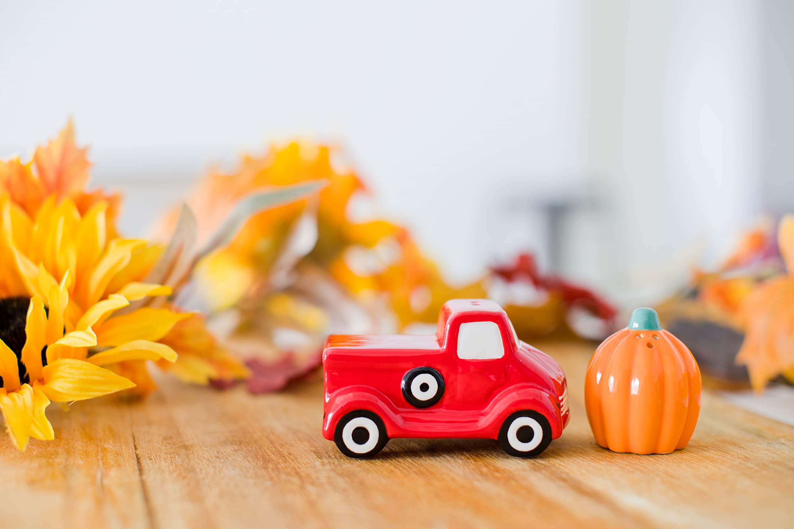 Pearhead Ceramic Pickup Truck And Pumpkin Salt & Pepper Shakers, Halloween and Thanksgiving D  cor For The Home and Kitchen, Fal