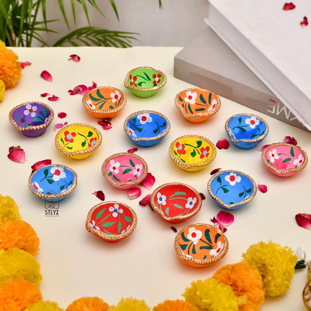 Stlyz Colourful Handmade Diyas For Diwali Hand Painted Decorative Clay Mitti Diya Deepak Lanterns For Diwali Decoration (Pack Of