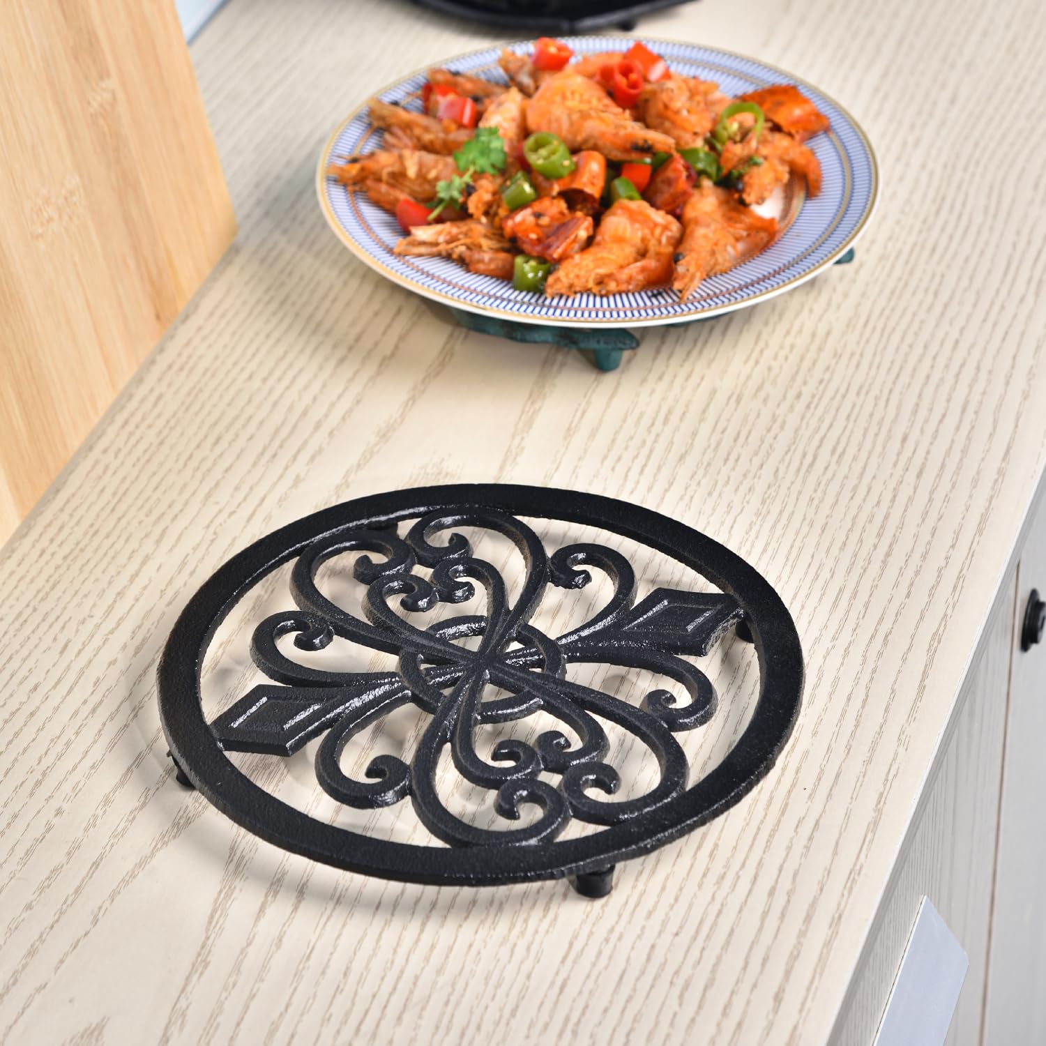 Sungmor Heavy Duty Cast Iron Round Metal Trivet,Rustproof Black Racks Stands Holders For Hot Pans Or Teapot,Kitchen Or Dinning T