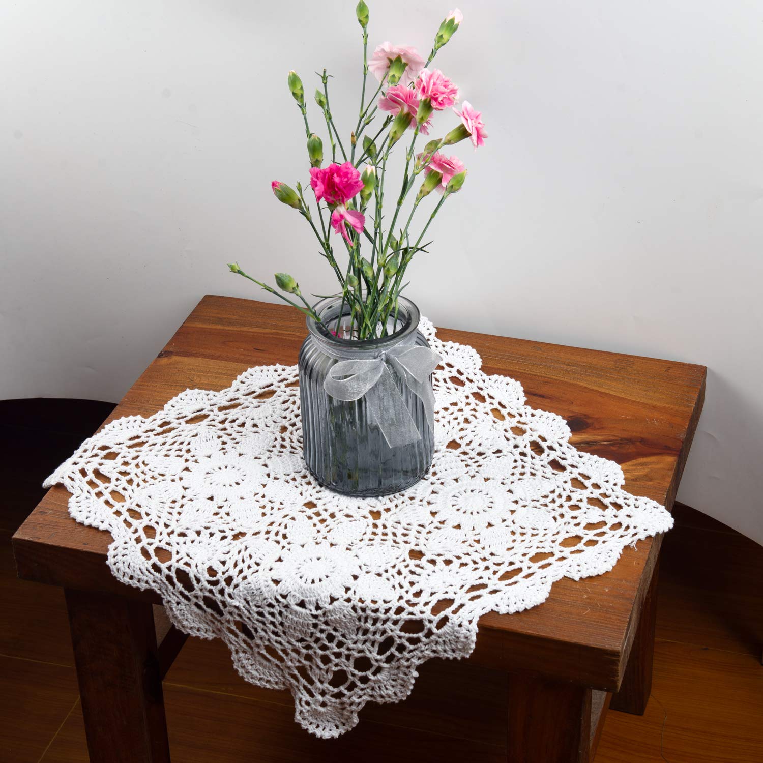 Eiyye 1-Pieces Crochet Placemats Table Doilies Square Handmade Cotton Lace Thread Cloth 14X14 Inch (White)