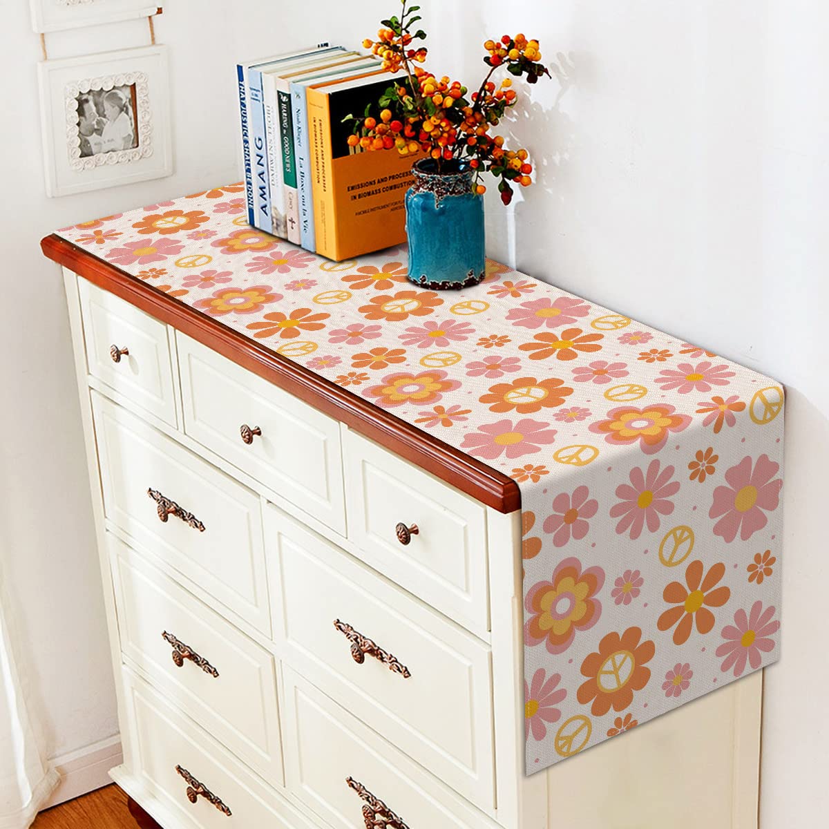 Vohado Groovy Table Runner Daisy Retro Hippie Boho Rainbow Party Decorations Spring Summer Kichen Dining Home Decor