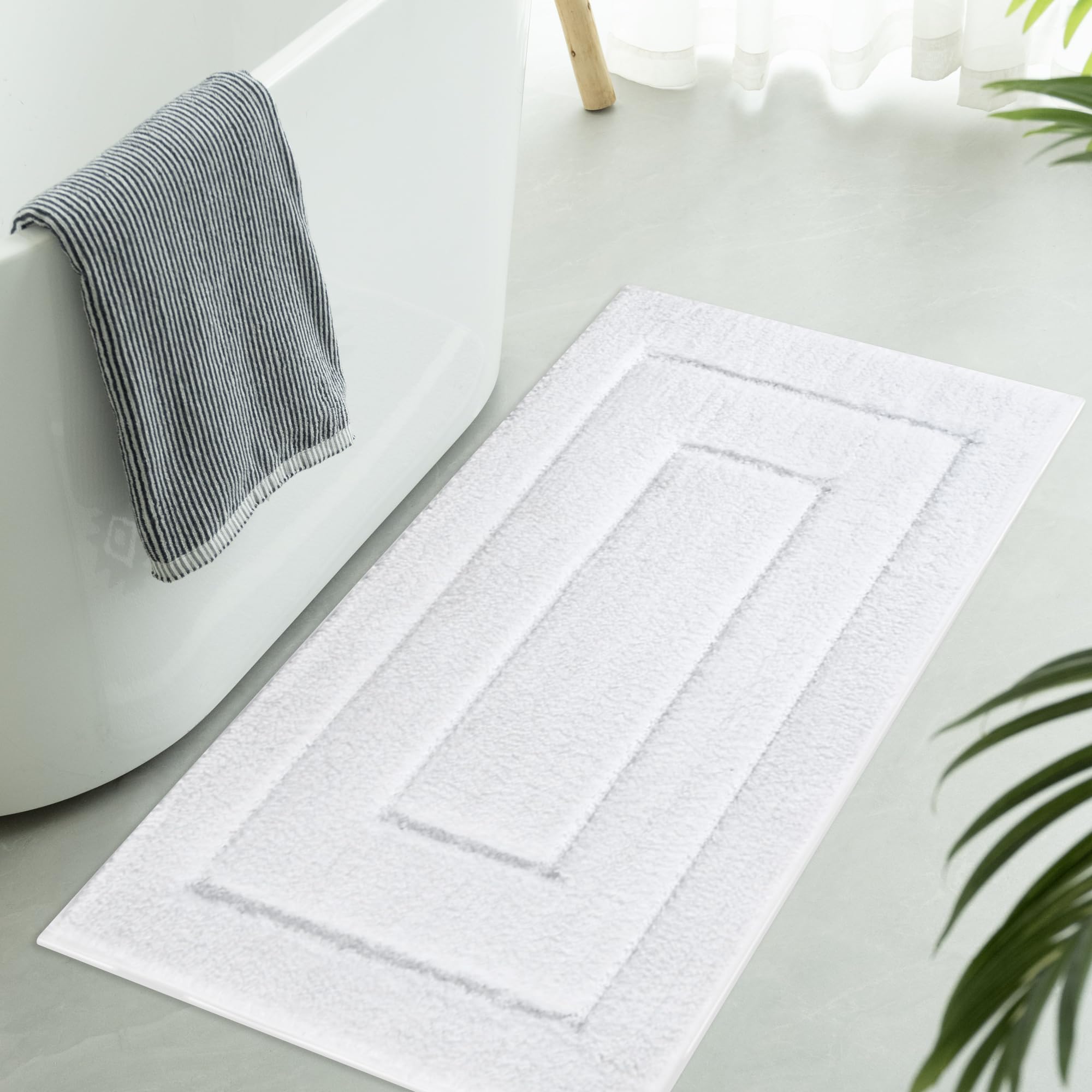 Granny Says Large Bathroom Rugs Non Slip Washable, 24'' X 48'', Water Absorbent Bath Mats For Bathroom, Thick Soft Shaggy Bath R