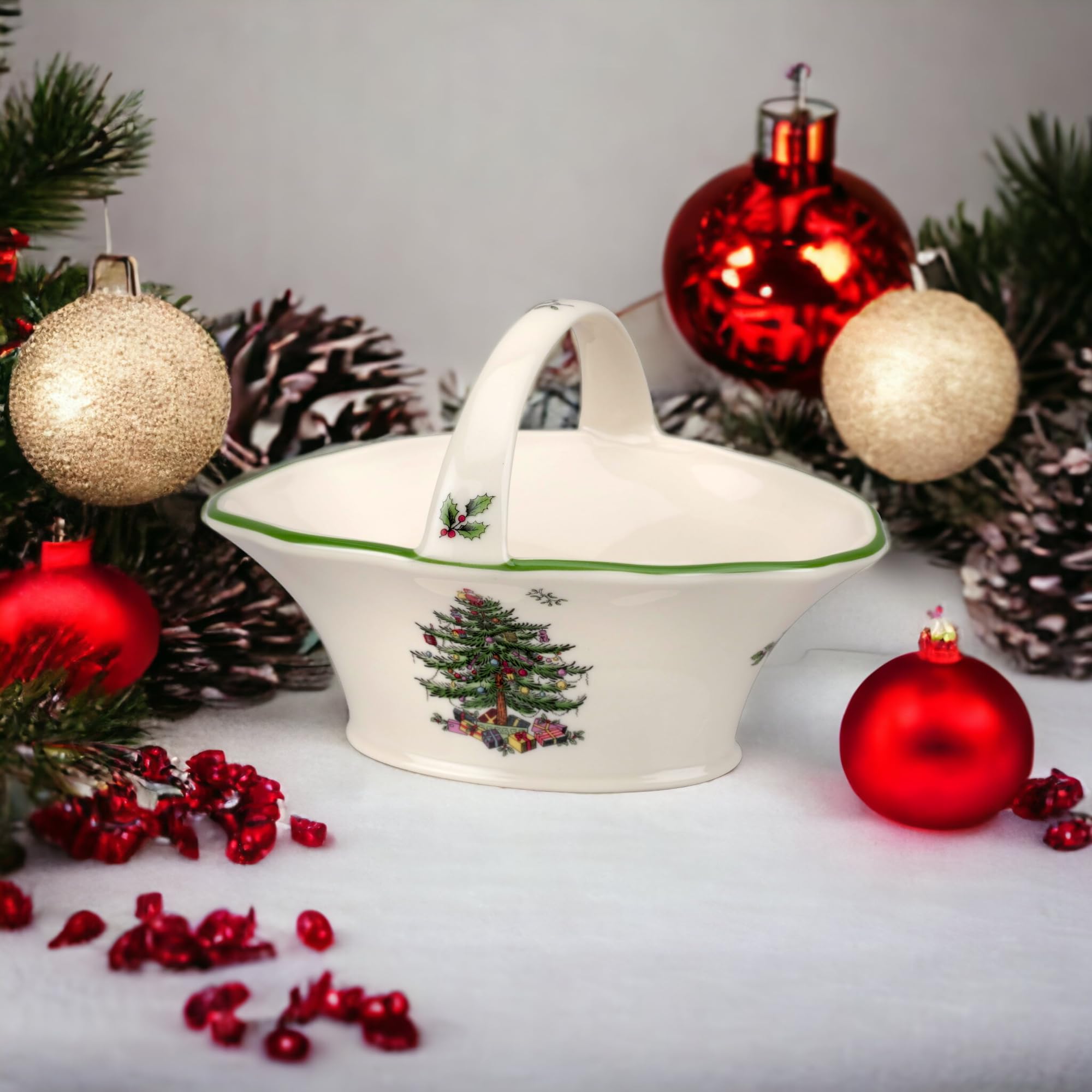 Spode Christmas Tree Candy Basket | 5.75 Inch Candy Bowl With Handle For Candy, Nuts And Potpourri | Made Of Fine Earthenware |