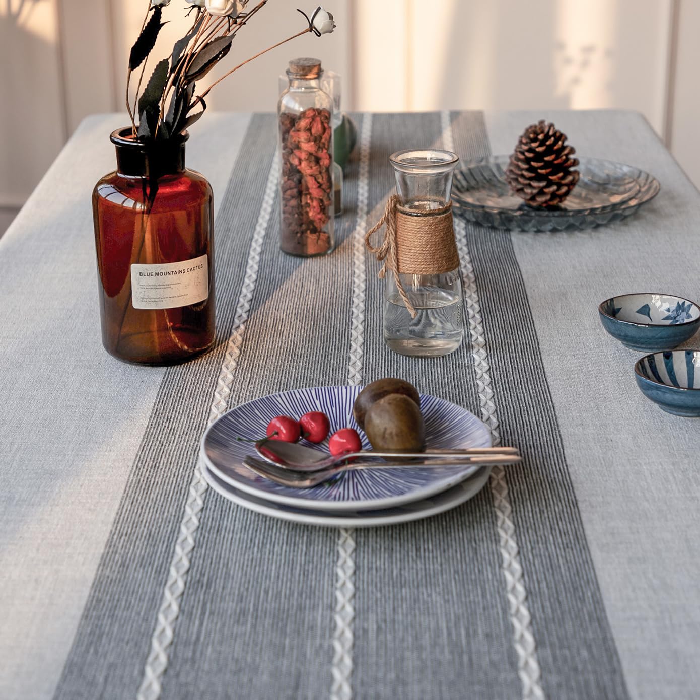 Deep Dream Tablecloth, Embroidered Waterproof Table Cloth Cotton Linen Wrinkle Free Anti-Fading Tablecloths Dust-Proof Table Cov