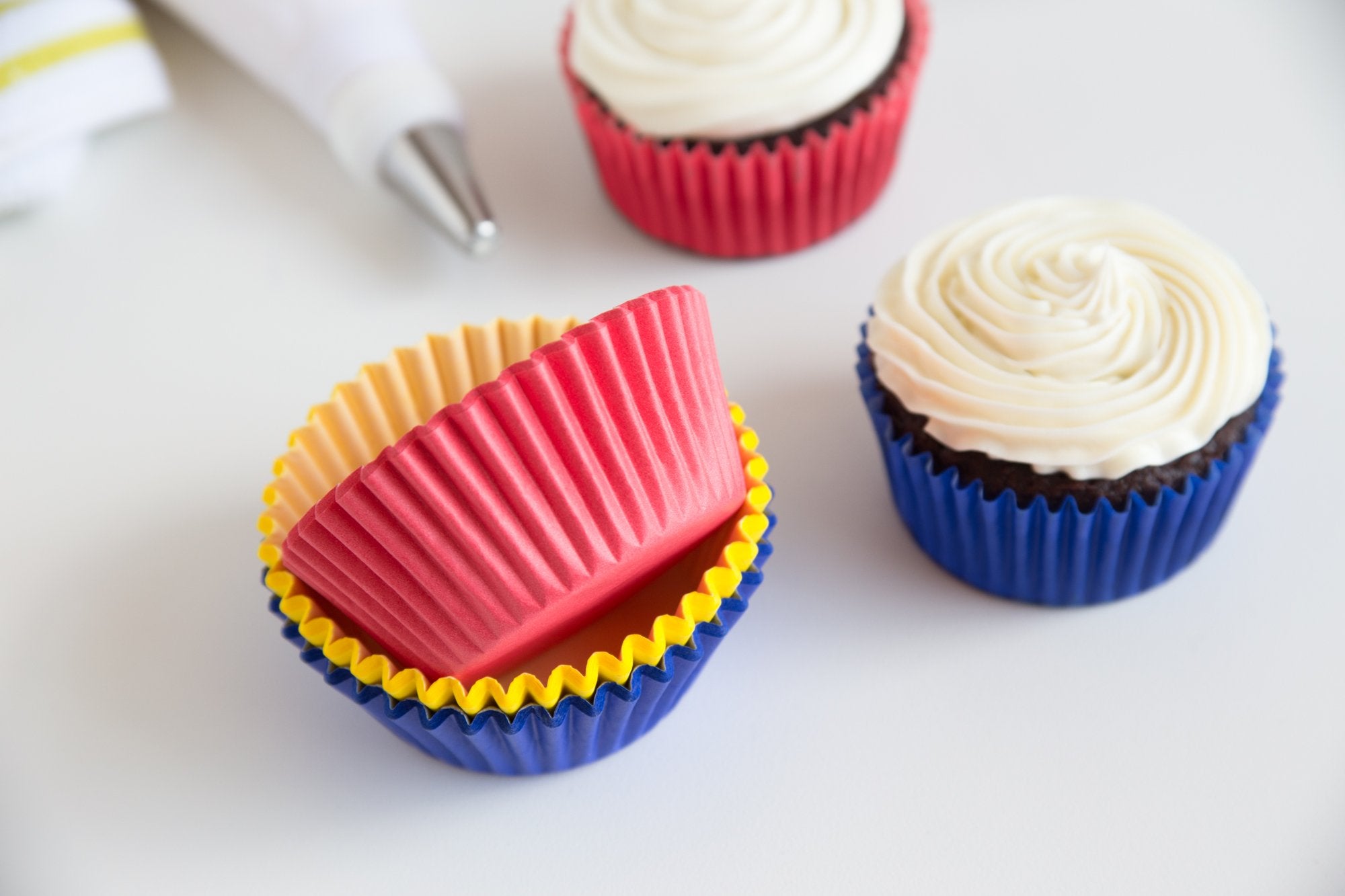 Fox Run Primary Colors Bake Cup Set, 3 X 3 X 1.25 Inches, Multicolored