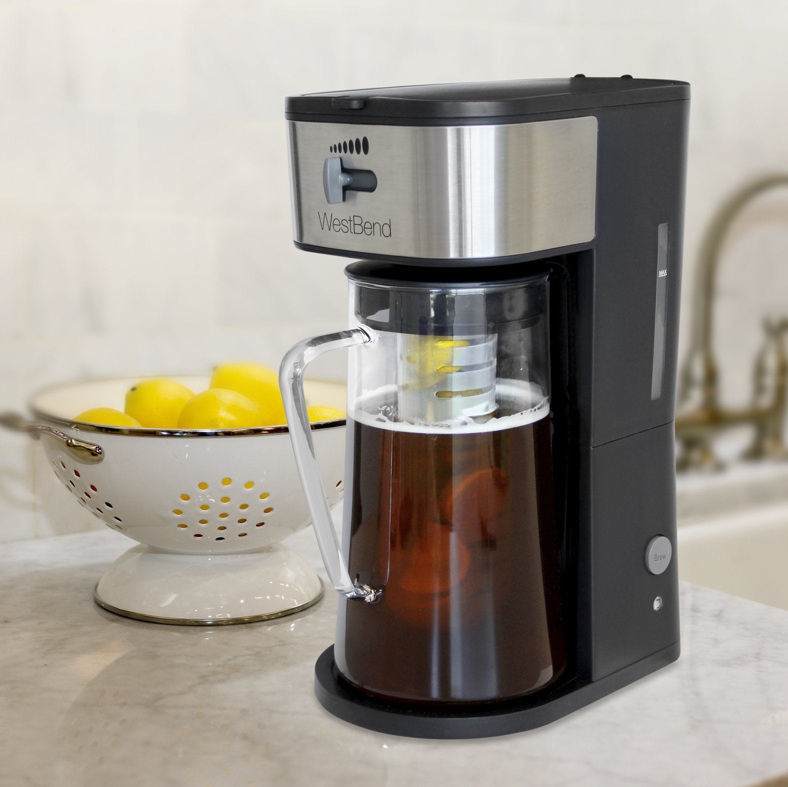 West Bend It500 Iced Tea Maker Or Iced Coffee Maker Includes An Infusion Tube To Customize The Flavor, Features Auto Shut-Off, 2
