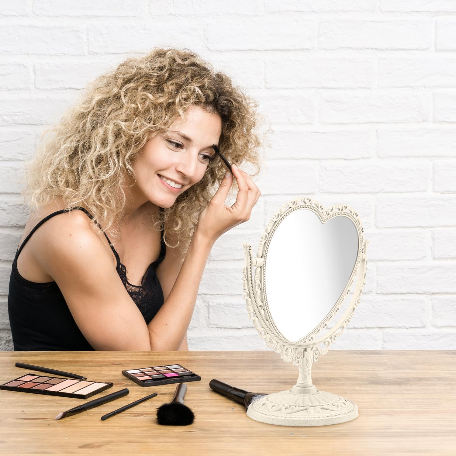 Qeeyon Beige Heart Vanity Mirror 360 Degree Swivel Makeup Mirror Aesthetic Mirror Double Sided Table Desk Countertop Mirror Stan