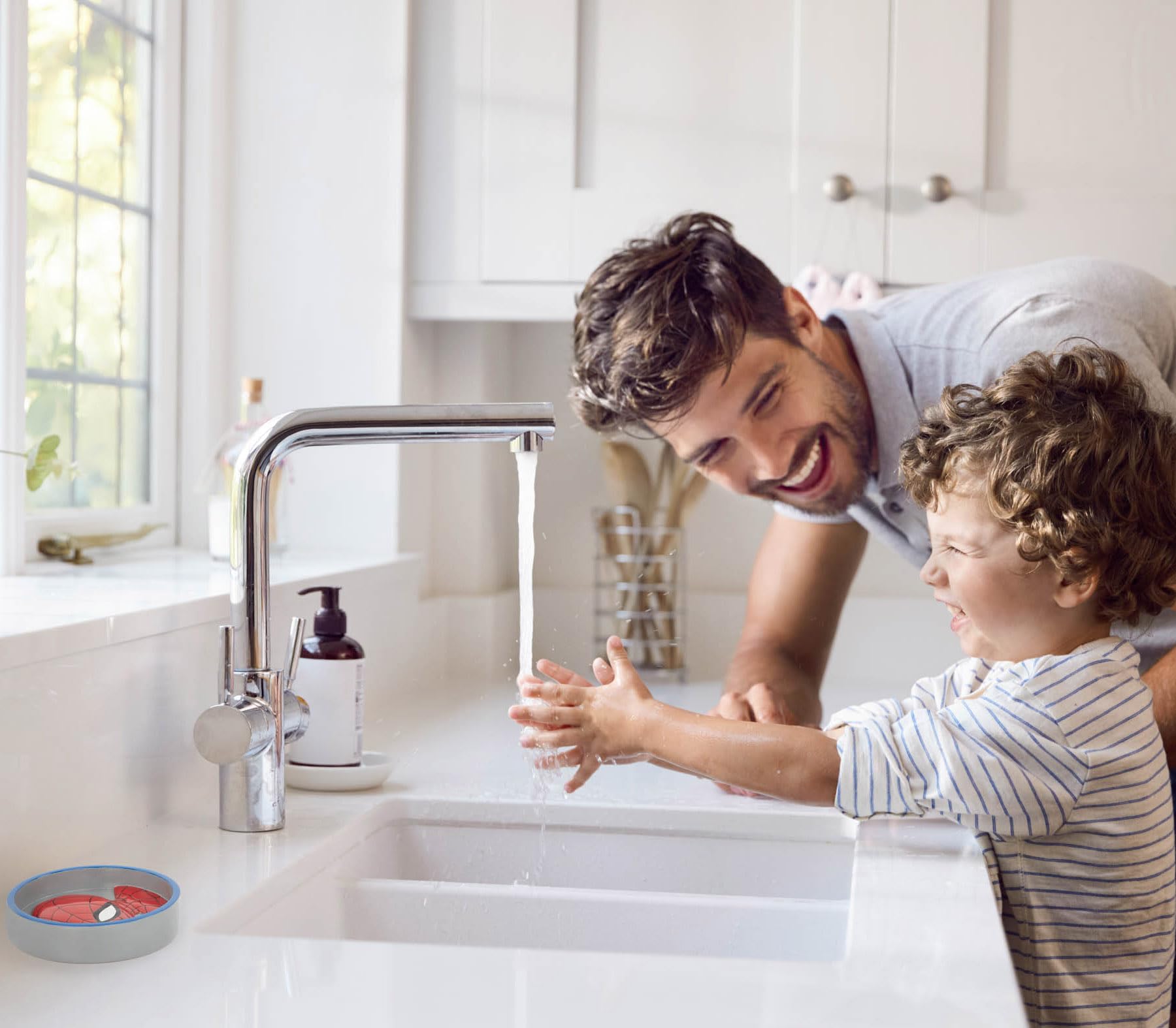 Marvel Spiderman 2 Piece Bathroom Set - Red & Blue Soap Dish & Toothbrush Holder Set - Kids Resin Bathroom Accessories