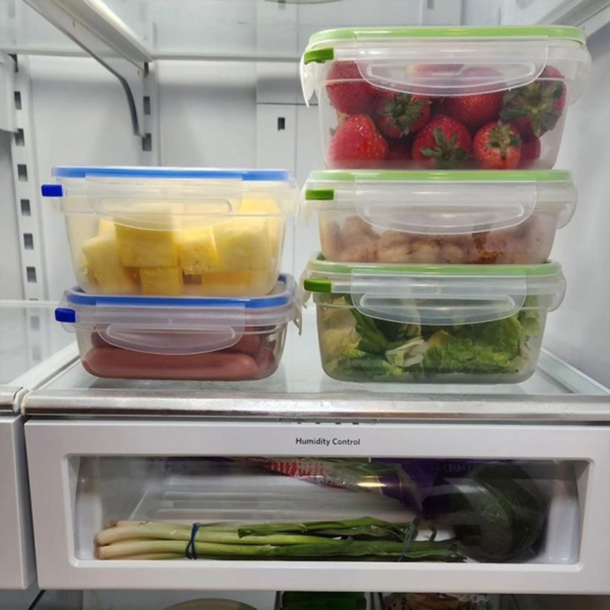 Sterilite Ultra-Seal 4.5 Cup Rectangle, Airtight Food Storage Container, Latching Lid, Microwave And Dishwasher Safe, Clear With