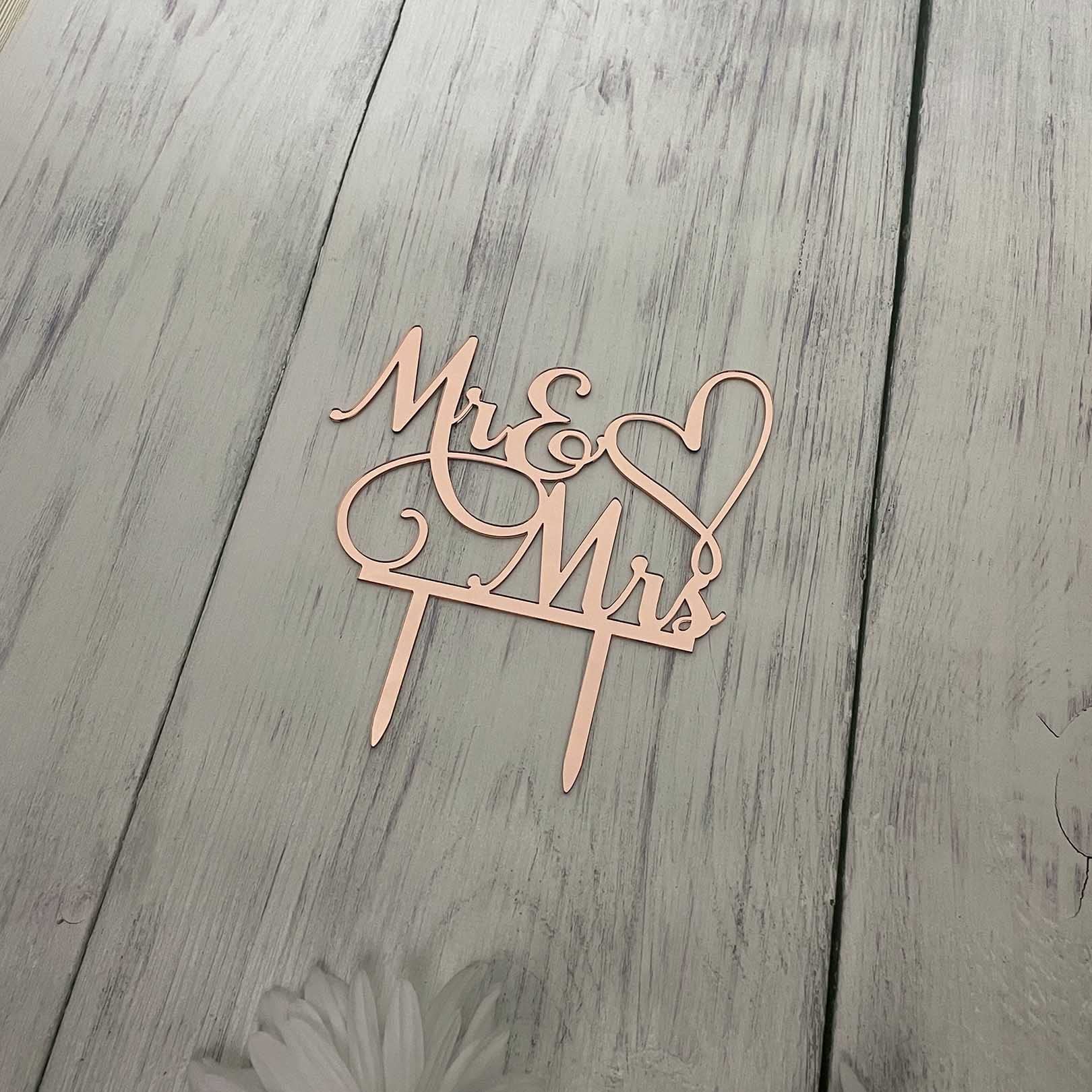 AMINJIE Mr and Mrs Cake Topper - Bride and Groom Sign Wedding/Engagement Cake Toppers Decoration  Mirror Rose Gold Acrylic