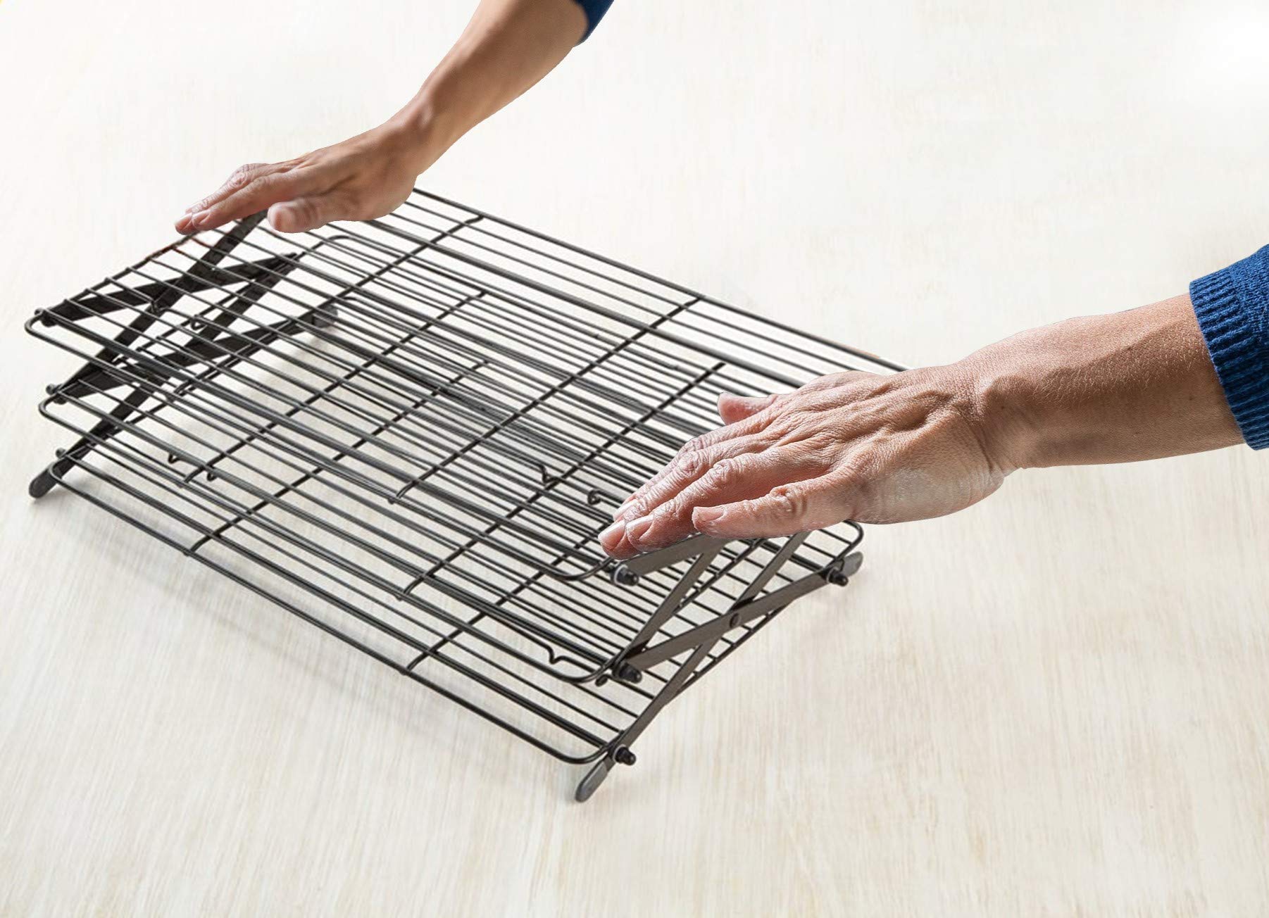 3-Tier Collapsible Cooling Rack For Baking - Expandable & Foldable Cookie Cooling Wire Rack - Baking Rack - Foldable Cooling Rac