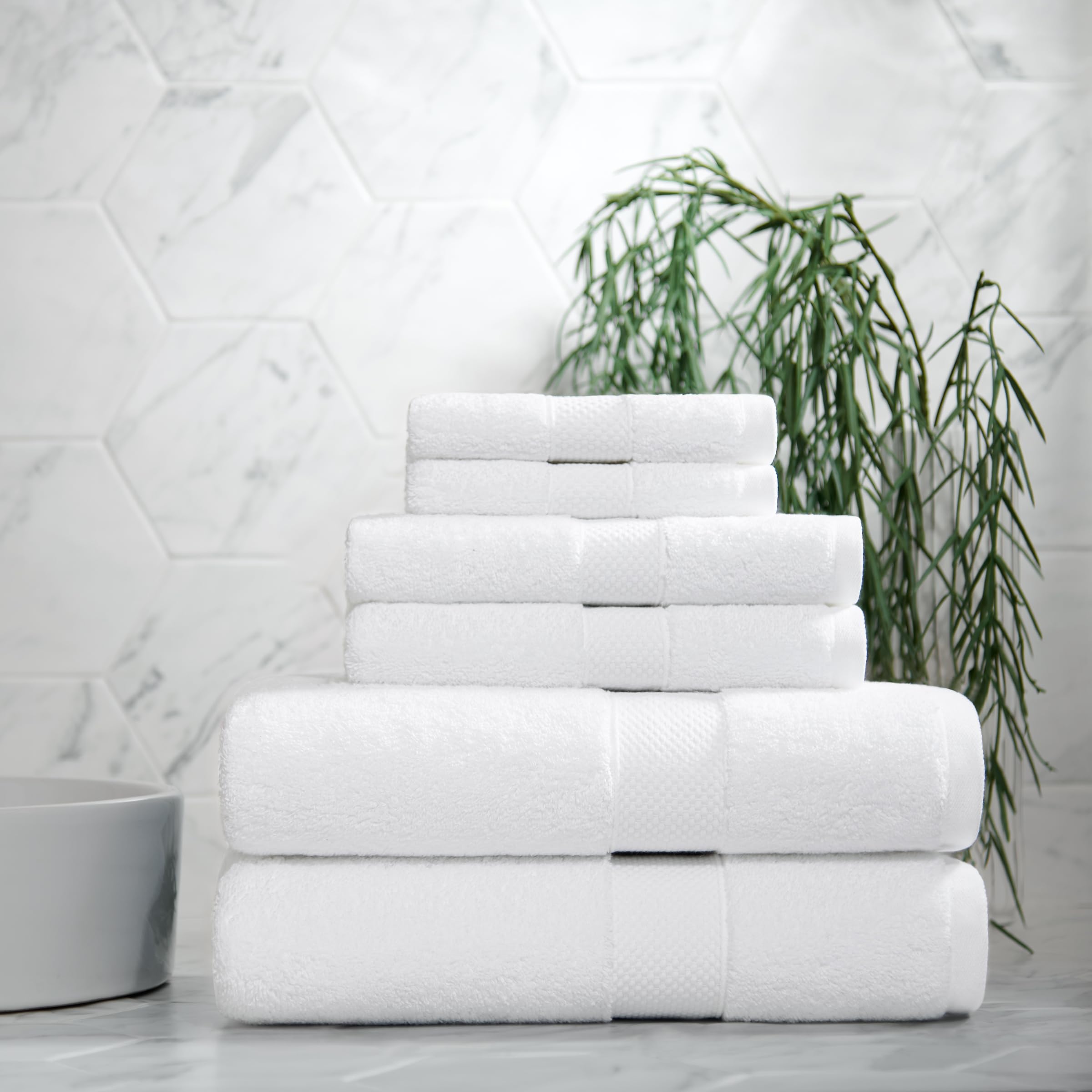 Aston & Arden Egyptian Bath Towels - Pack Of 2 - Oversized Ultra Soft Thick & Absorbent, 100% Ringspun Egyptian Cotton Bathroom