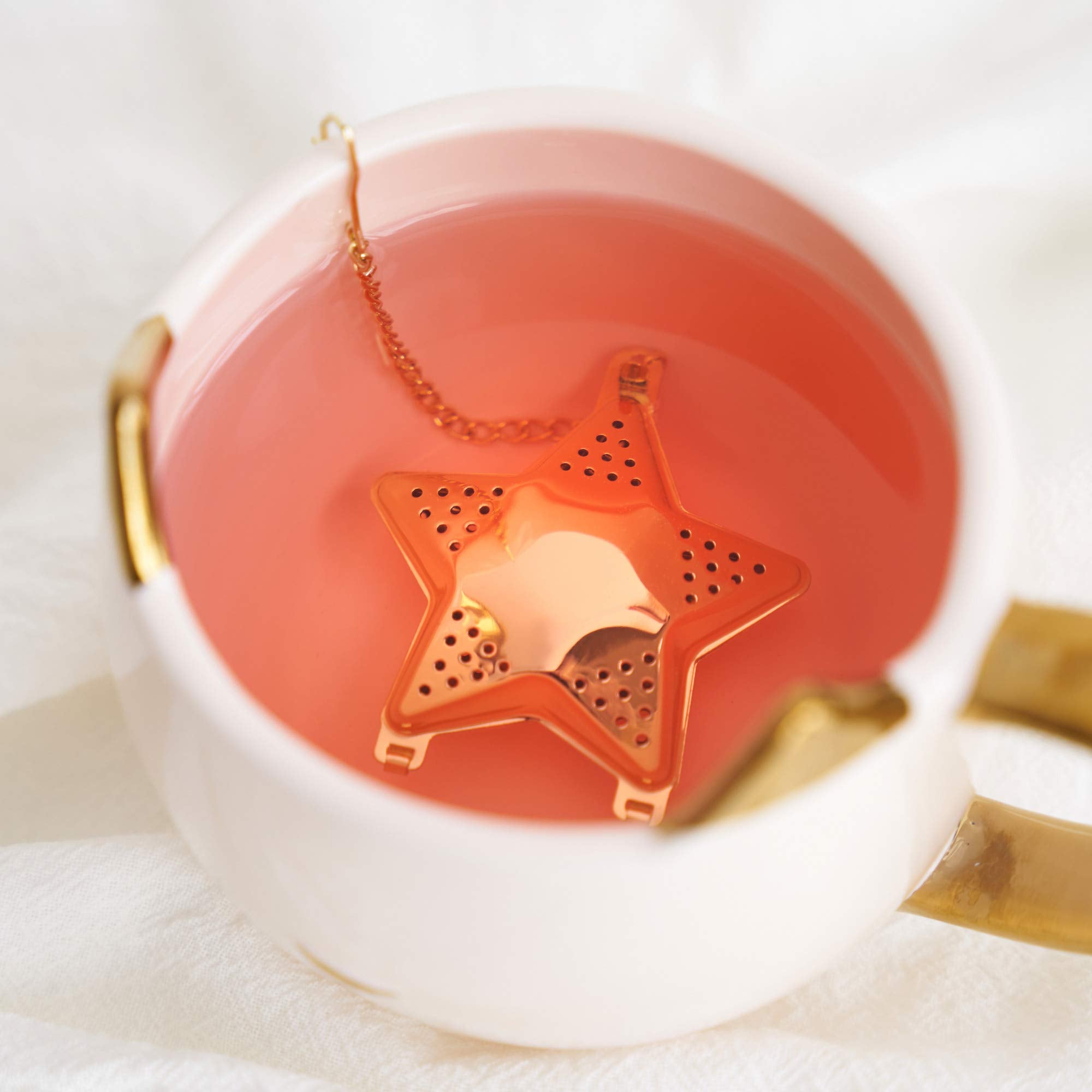 Pinky Up Star Shaped Tea Ball, Reusable Loose Leaf Tea Infuser, Brew Tea With Ease, Stainless Steel, Gold